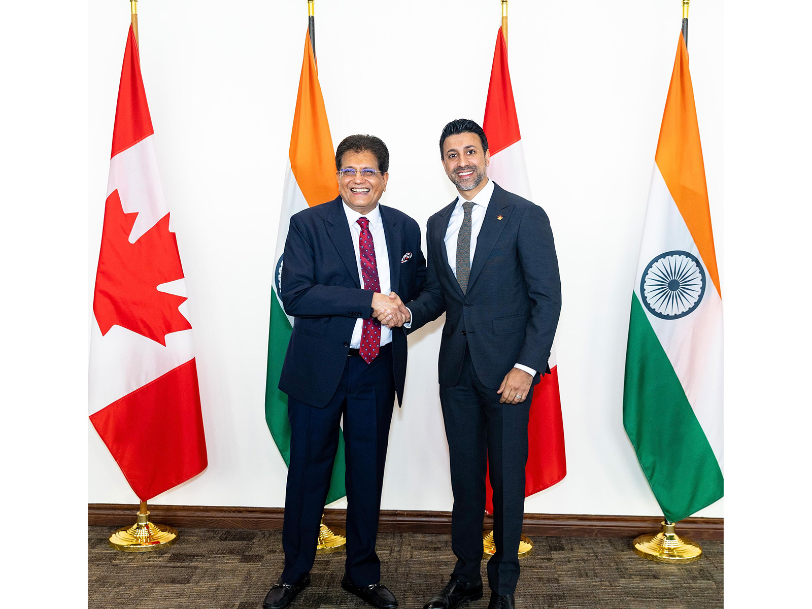 Union Minister Piyush Goyal with Canada's Minister of International Trade, Maninder Sidhu (Photo/X@PiyuhGoyal)