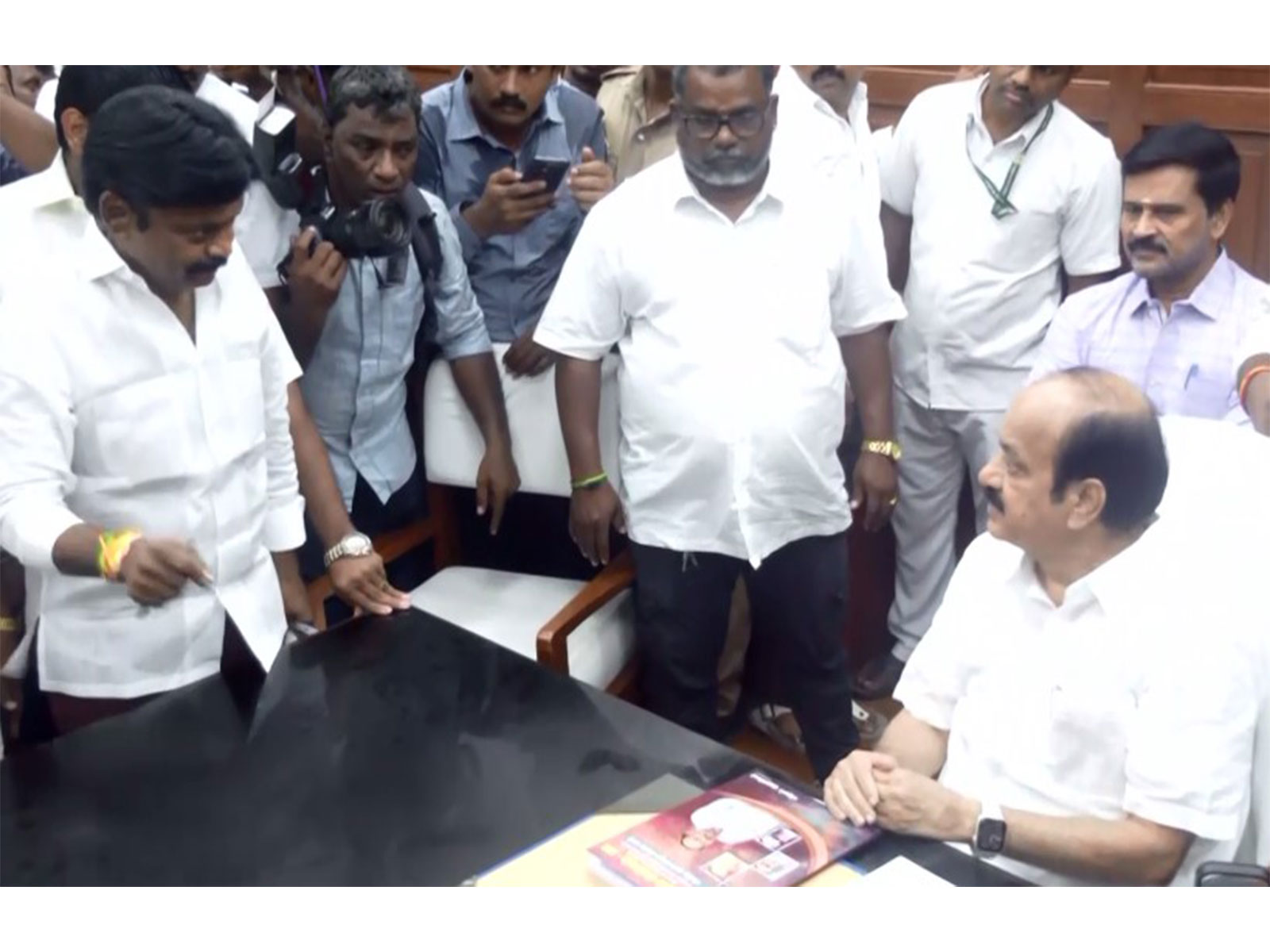 AIADMK MLA E Subaya during meeting with Tamil Nadu speaker JCD Prabhakar (Photo/ANI) 
