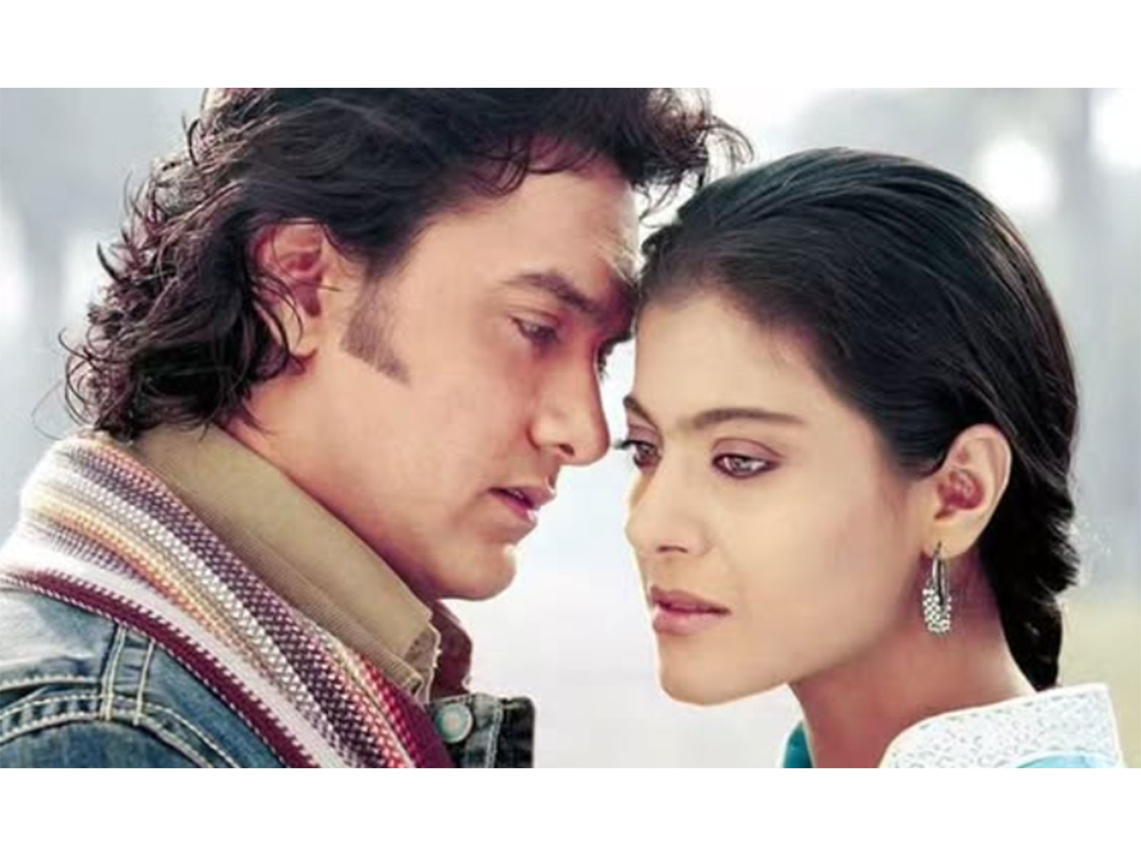 Aamir Khan, Kajol in a still from 'Fanaa' (Photo/Instagram/@kajol)