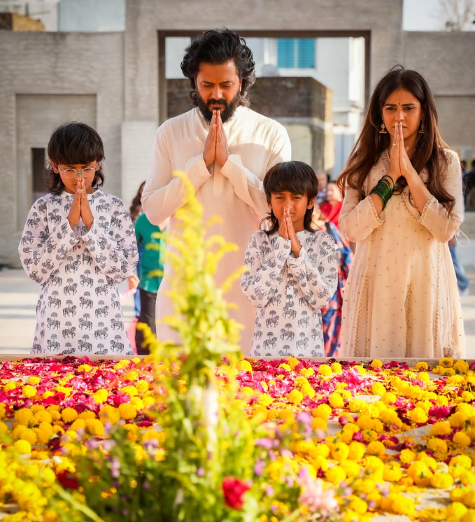 Riteish Deshmukh with wife Genelia and sons Riaan, Rahyl (Photo/Instagram/@riteishd)