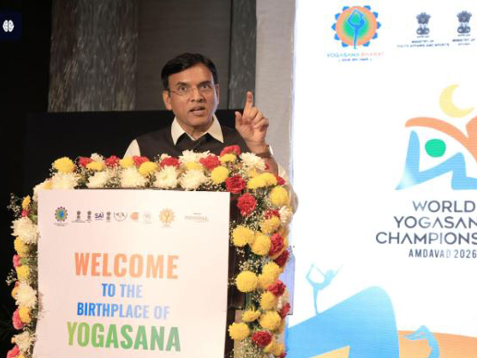 Union Minister for Youth Affairs and Sports Mansukh Mandaviya (Photo/PIB)