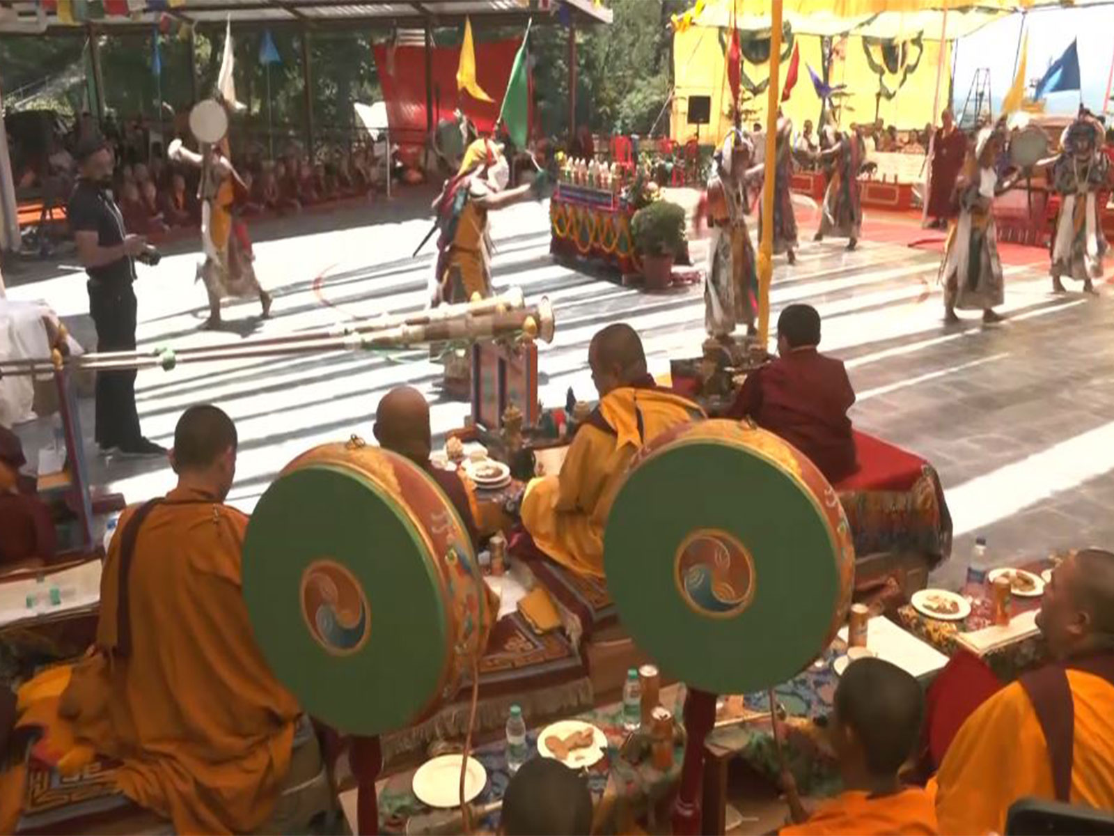Tibetan Community offering prayers for peace during Tshechu Festival (Photo/ANI)