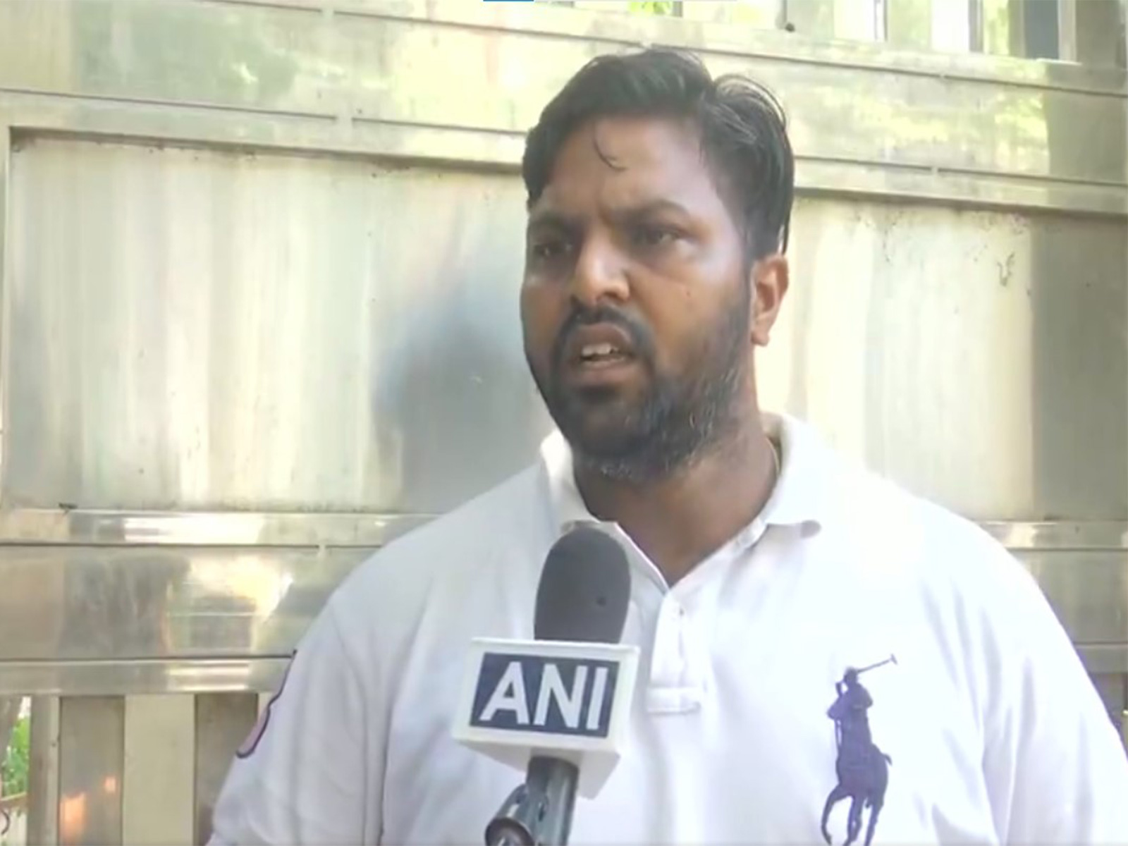 Amar Colony shooting incident's vitcim's father (Photo/ANI)