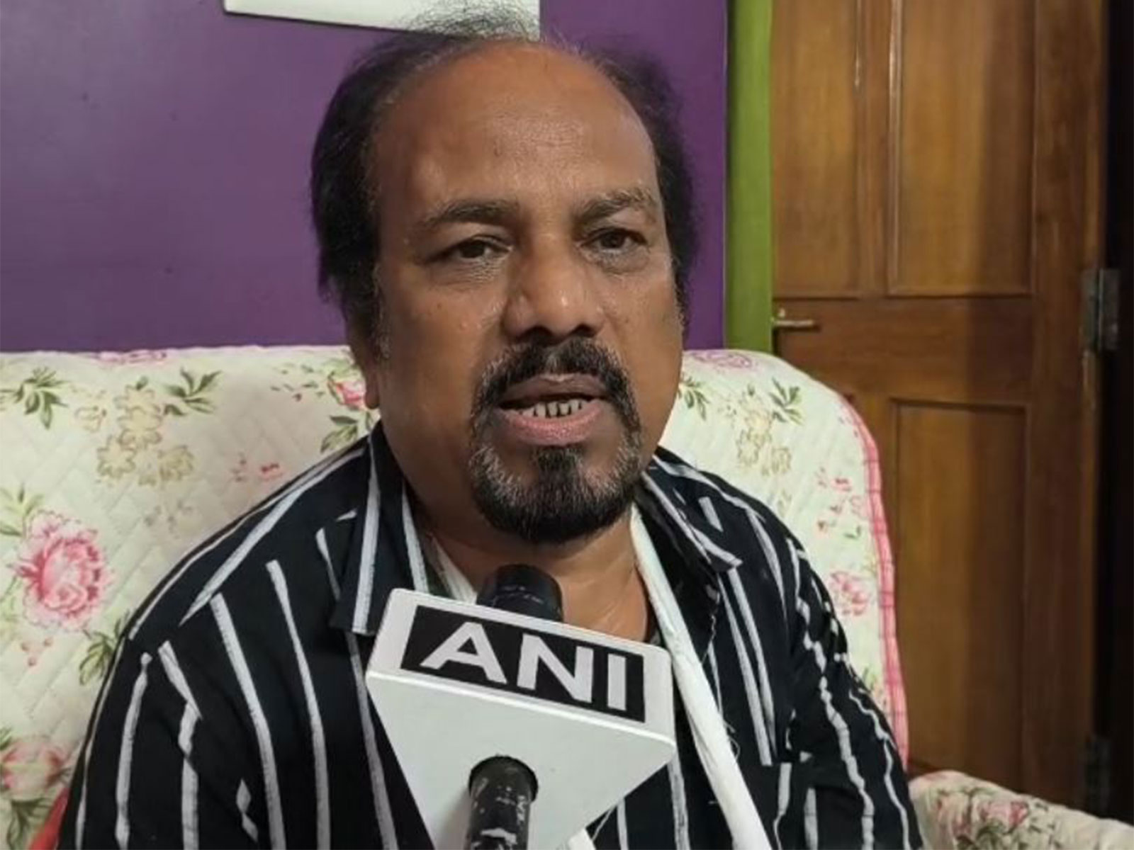 Suresh Koshta, father of  Ashwini - one of the deceased (Photo/ANI)
