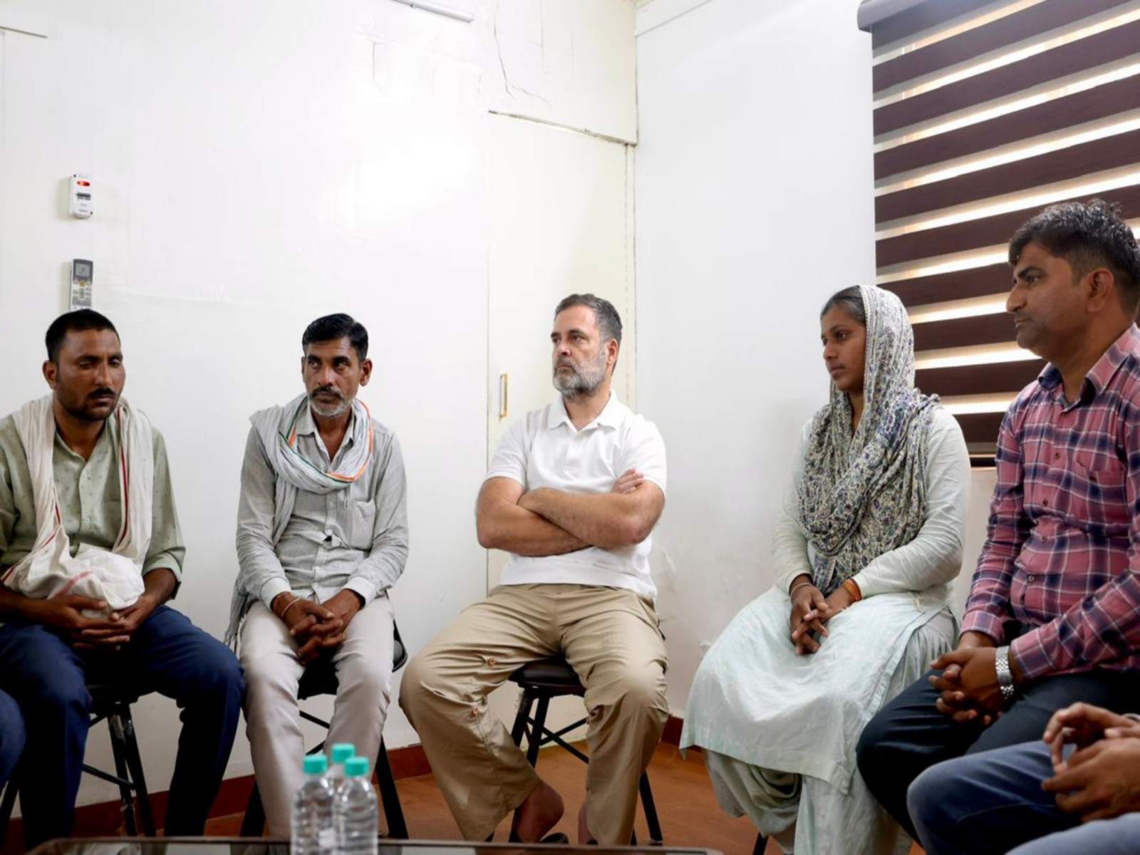 Congress leader Rahul Gandhi meets family of NEET aspirant Pradeep Meghwal who died by suicide (Photo/X/@RahulGandhi))
