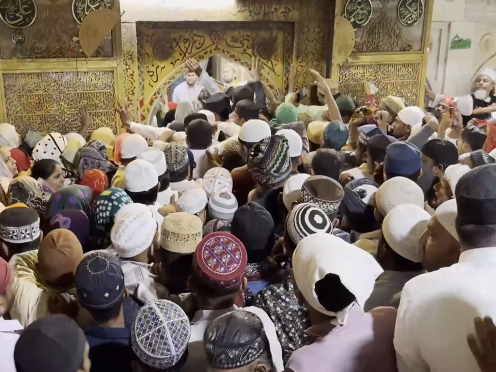Visuals from Jannati Darwaza at Khwaja Gharib Nawaz Dargah in Ajmer (Photo/ANI)