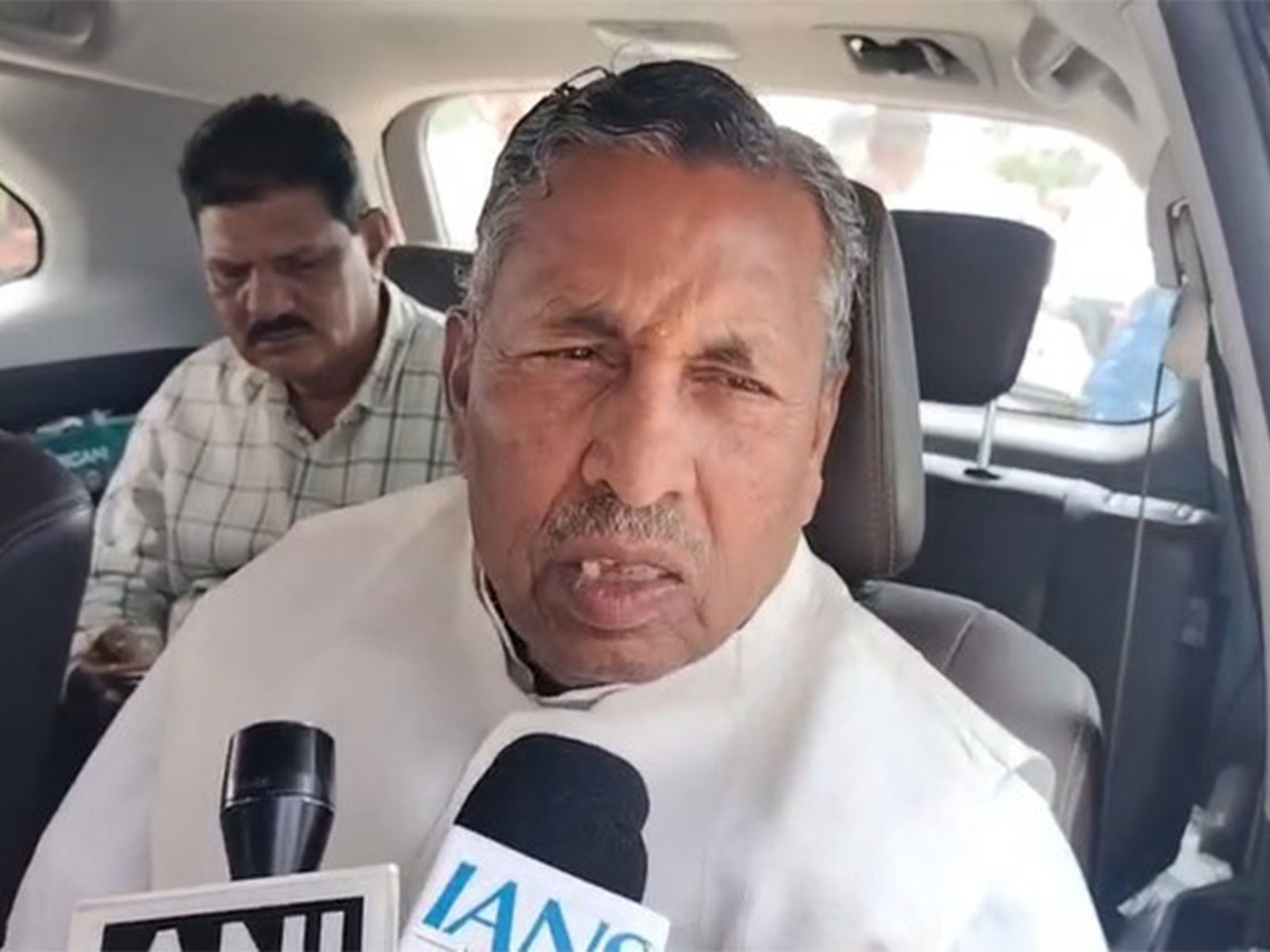 Karnataka Minister KH Muniyappa (Photo/ANI)