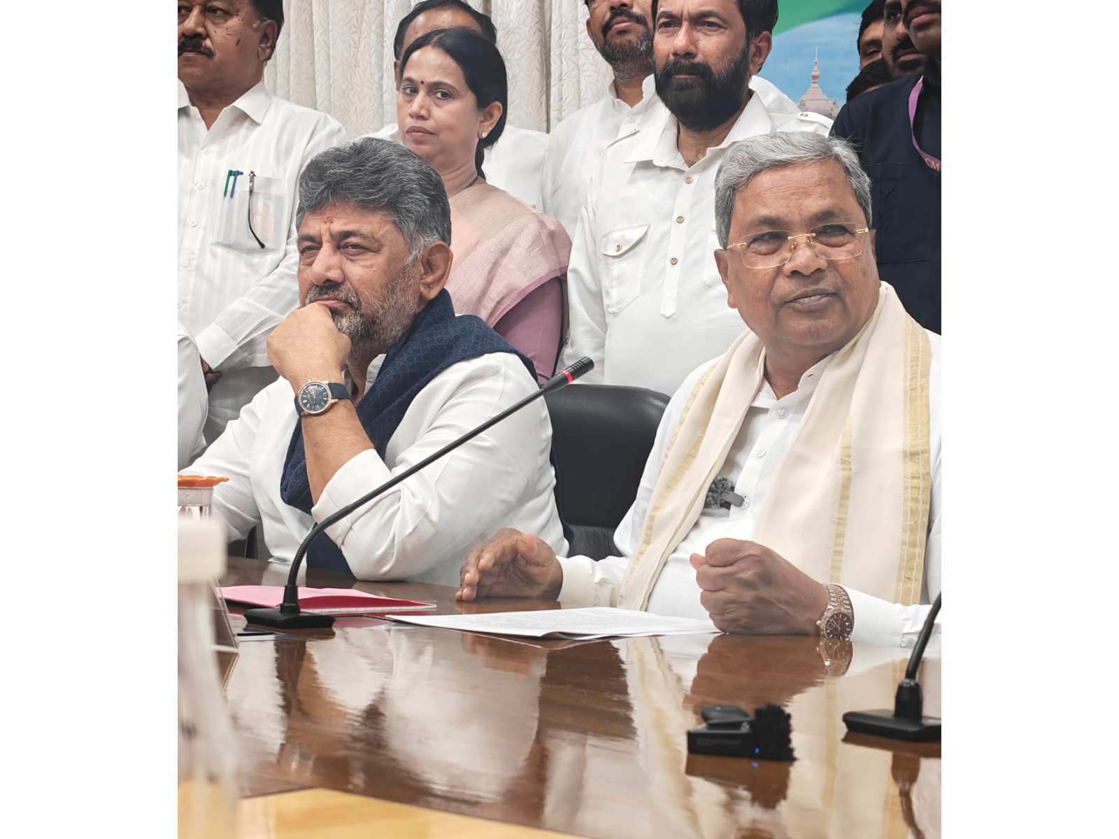 Addressing a press conference in Bengaluru, Siddaramaiah (Right) flanked by Deputy Chief Minister DK Shivakumar (Photo/ANI)