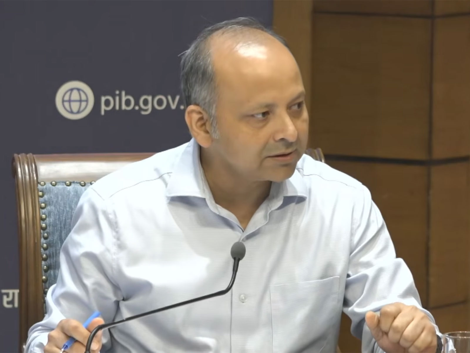Opesh Kumar Sharma, Director of the Ministry of Ports, Shipping and Waterways (Photo: YouTube@PIB India)