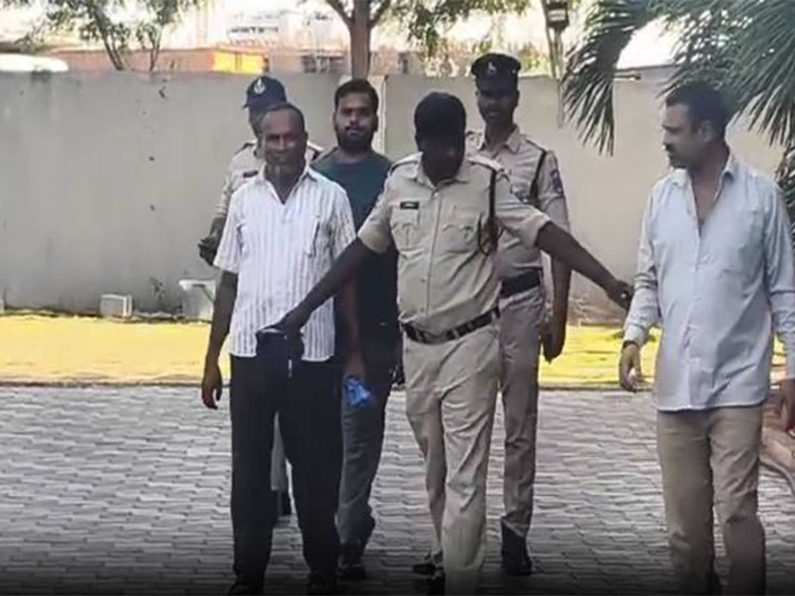 Cyberabad Police arrests three accused (Photo/ Cyberabad police)