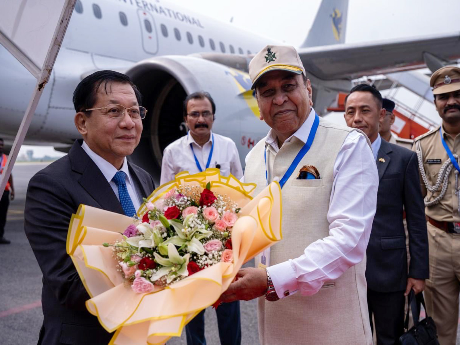 Myanmar's President U Min Aung Hlaing received by Governor of Bihar, Lt Gen Syed Ata Hasnain (Retd.) (Photo/X/@MEAIndia)