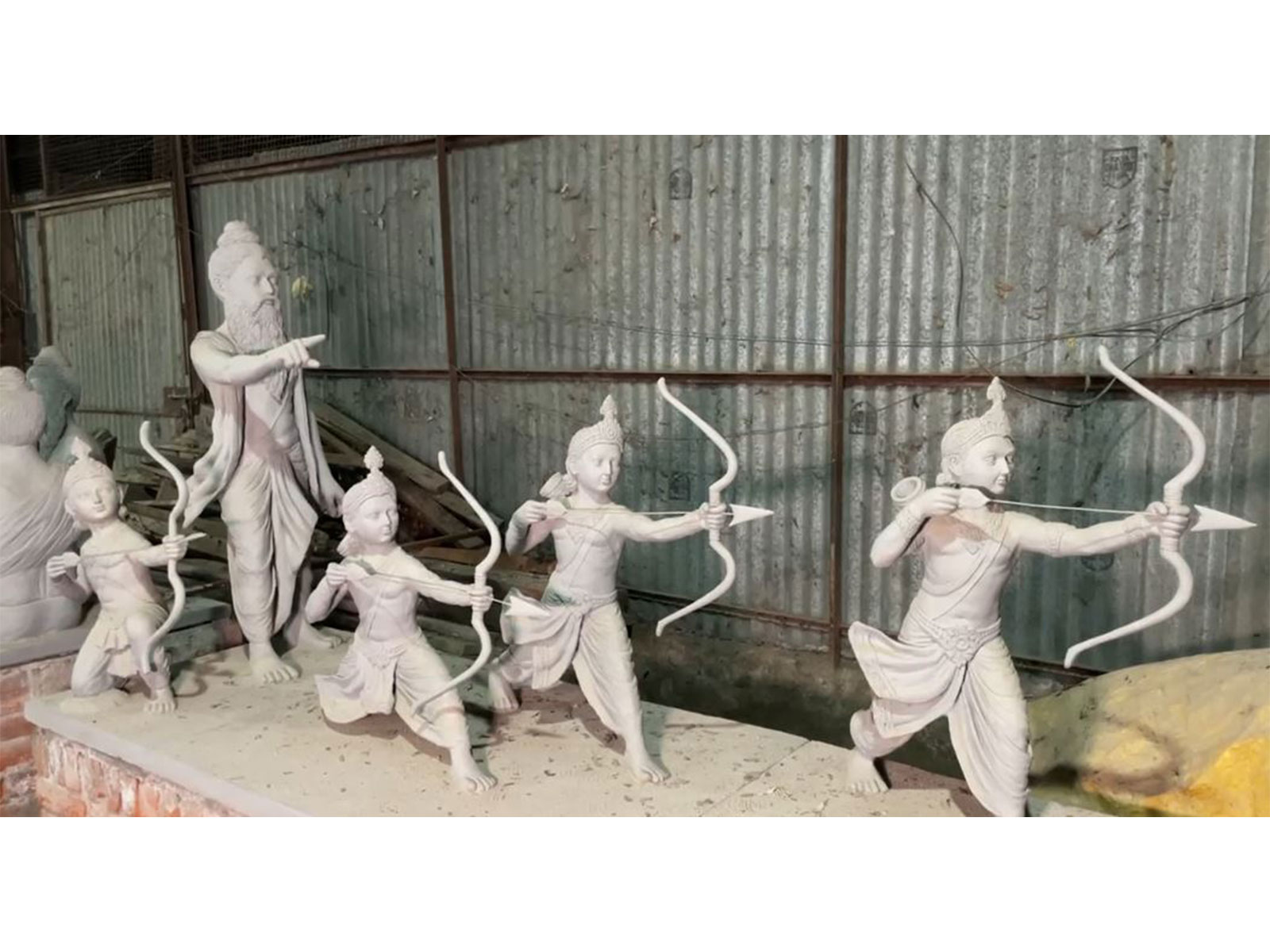 Sculptures depicting various episodes of Ramayana in Ram Katha Kunj (Photo/ANI)