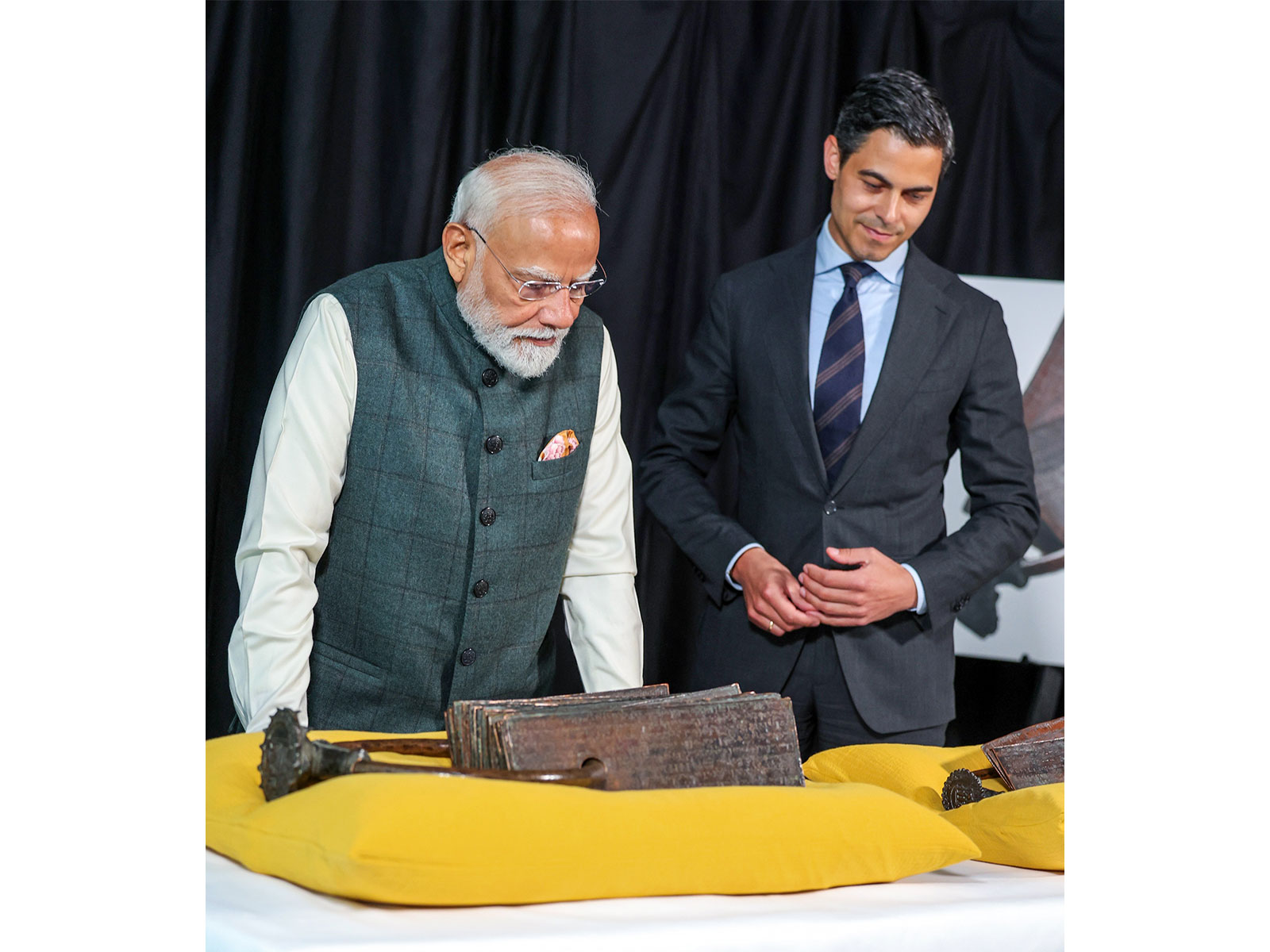 PM Modi attends the ceremony for the Restitution of Chola Copper Plate (Photo/ANI)
