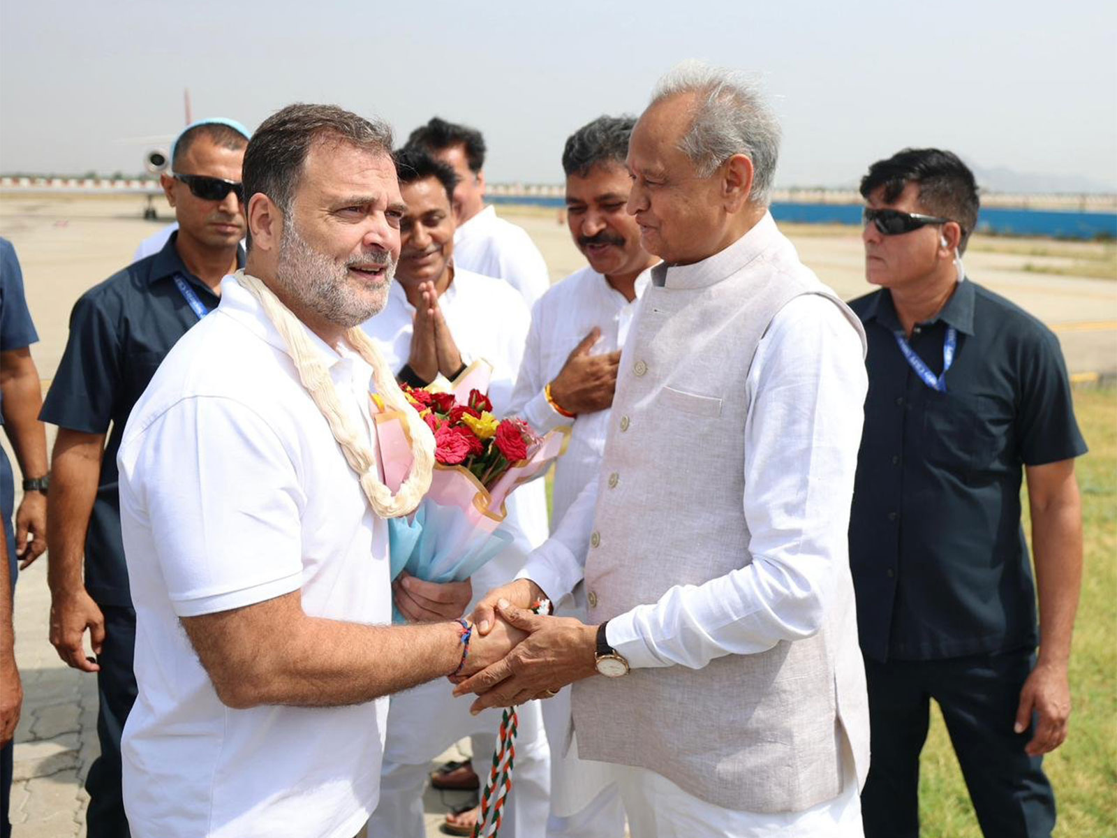  Rahul Gandhi with former Rajasthan CM Ashok Gehlot (Photo/AICC)