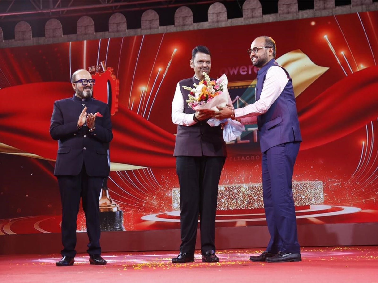 Hon'ble Chief Minister of Maharashtra, Devendra Fadnavis with Shri Nitin Babubhai Gajipara, Managing Director of Delta Group