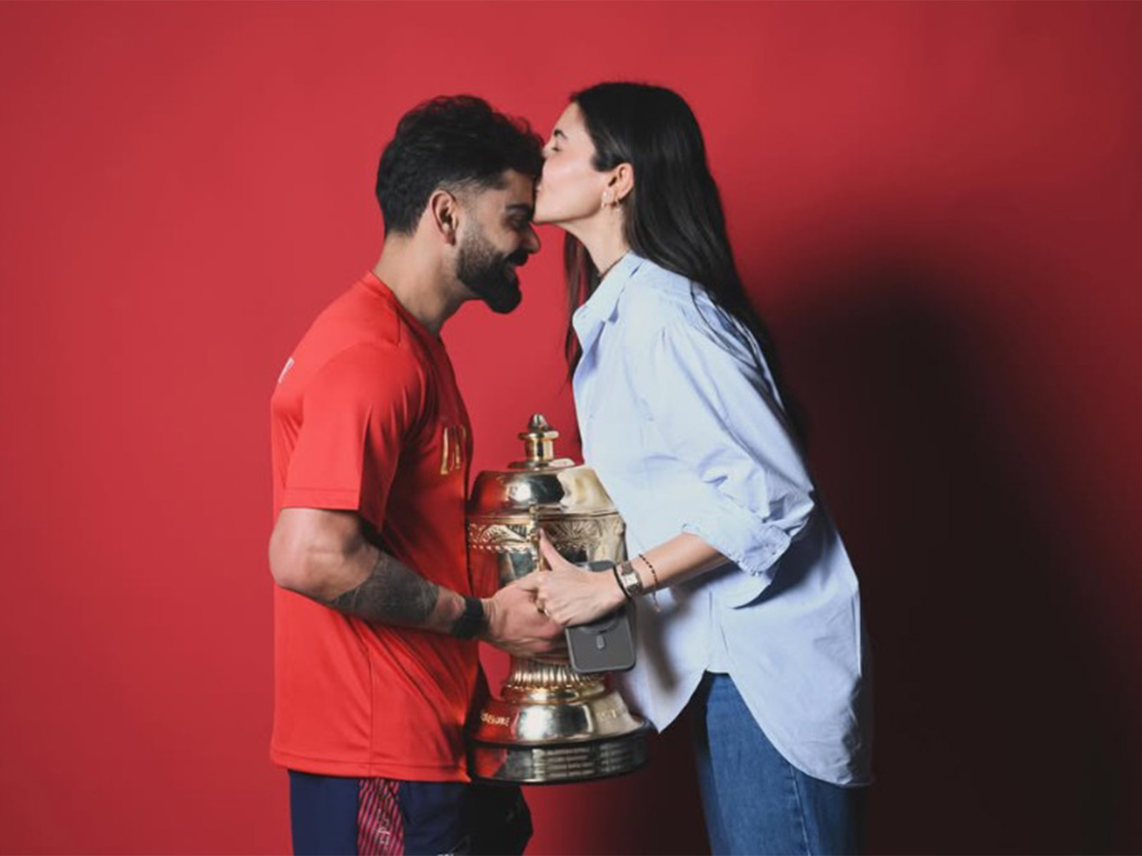 Anushka Sharma and Virat Kohli (Image source: Anushka's Instagram)