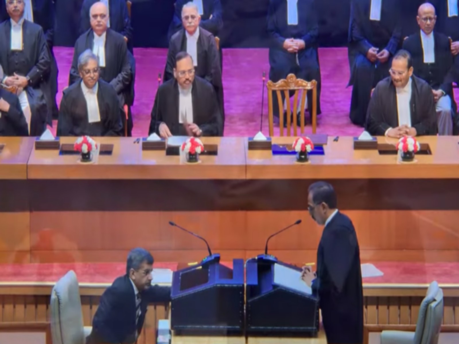 Chief Justice of India administered oath to five new Supreme Court Judges (Photo/ANI)