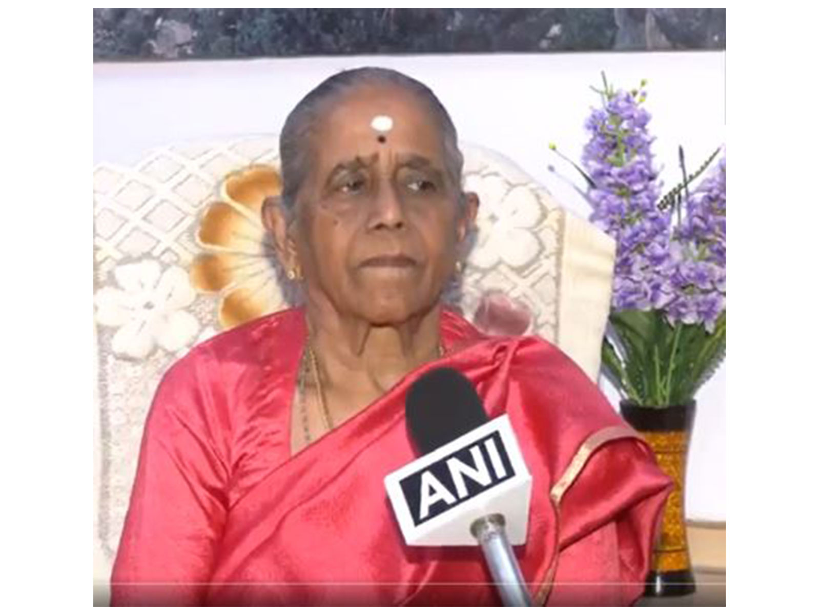 Congress Karnataka leader D K Shivakumar's school teacher (Photo/ANI)