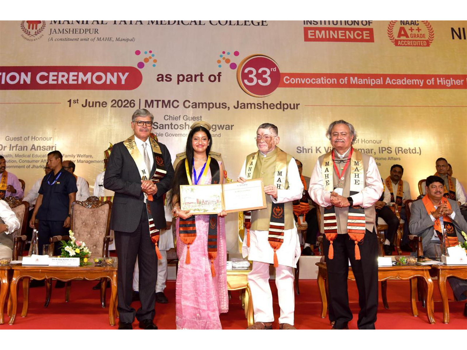 Governor of Jharkhand, Shri Santosh Kumar Gangwar, awarded the Dr TMA Pai Gold Medal at the First Graduation Ceremony of MTMC, Jamshedpur