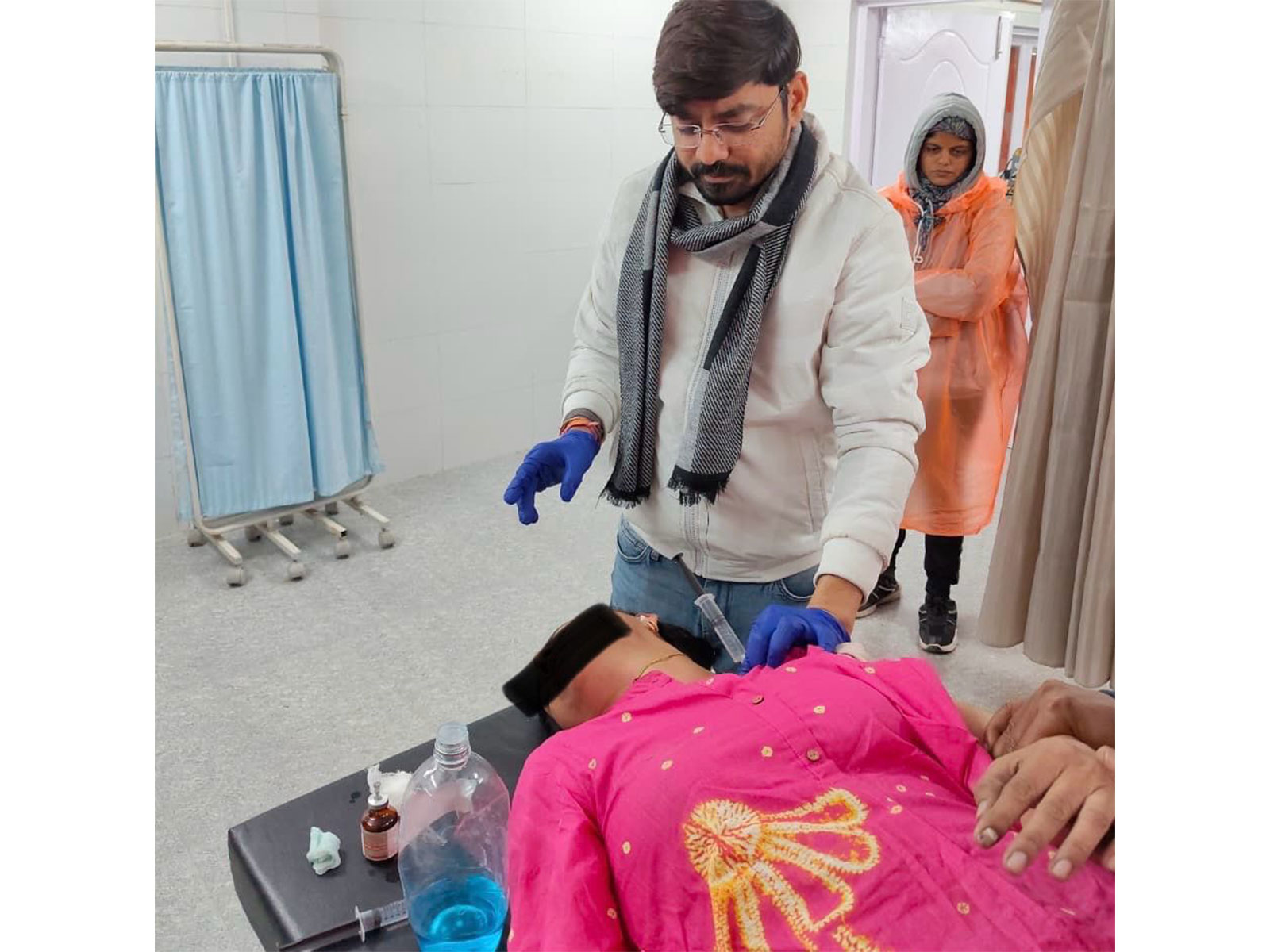 Advanced nerve block performed at 11,700 feet in Kedarnath (Photo/ANI) 