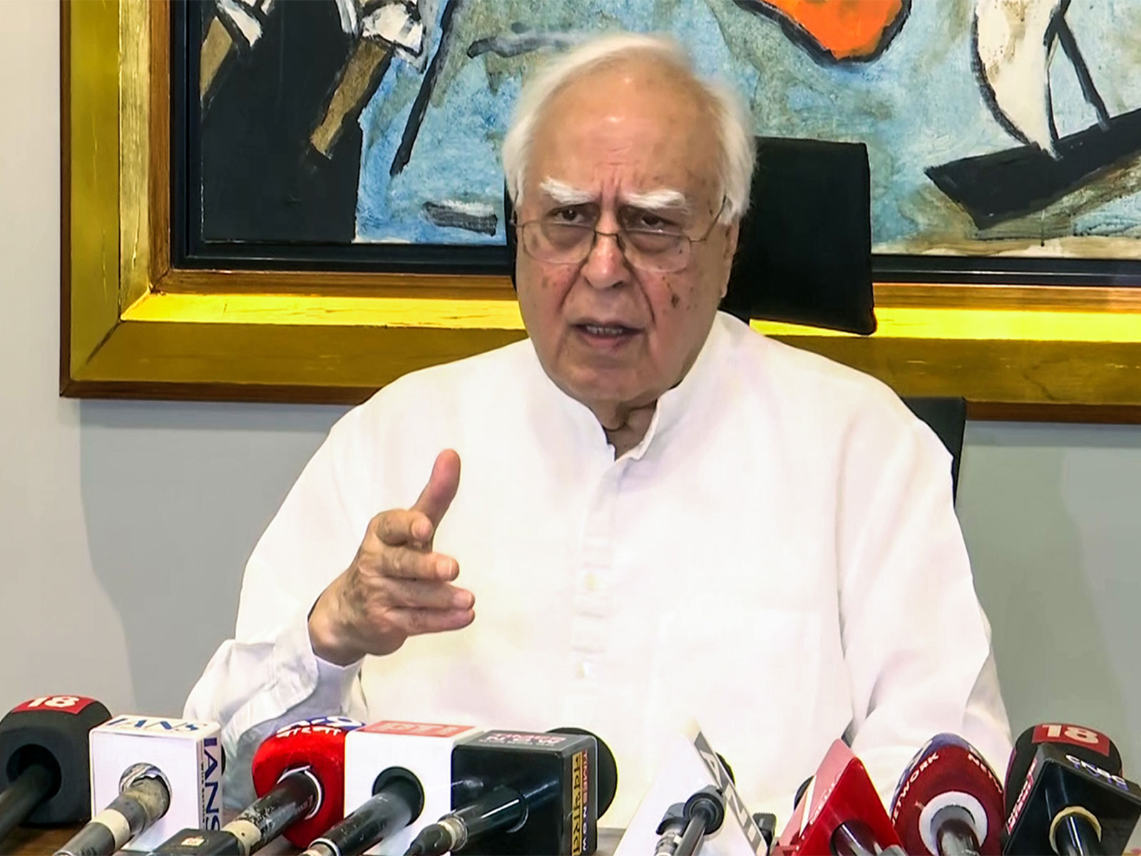 Senior advocate and Rajya Sabha MP Kapil Sibal (File Photo/ANI)