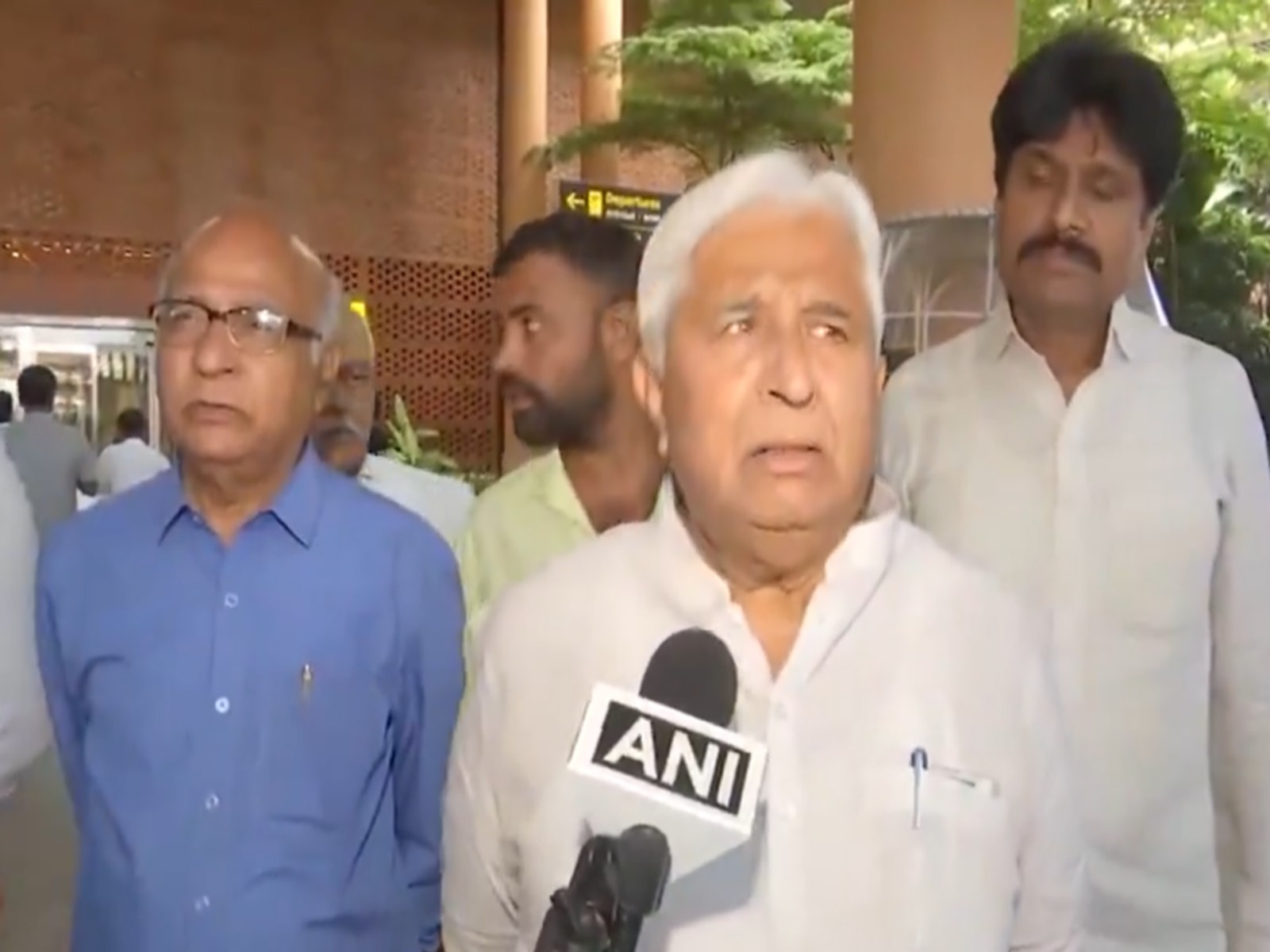 Former Karnataka Minister HK Patil (Photo/ANI)