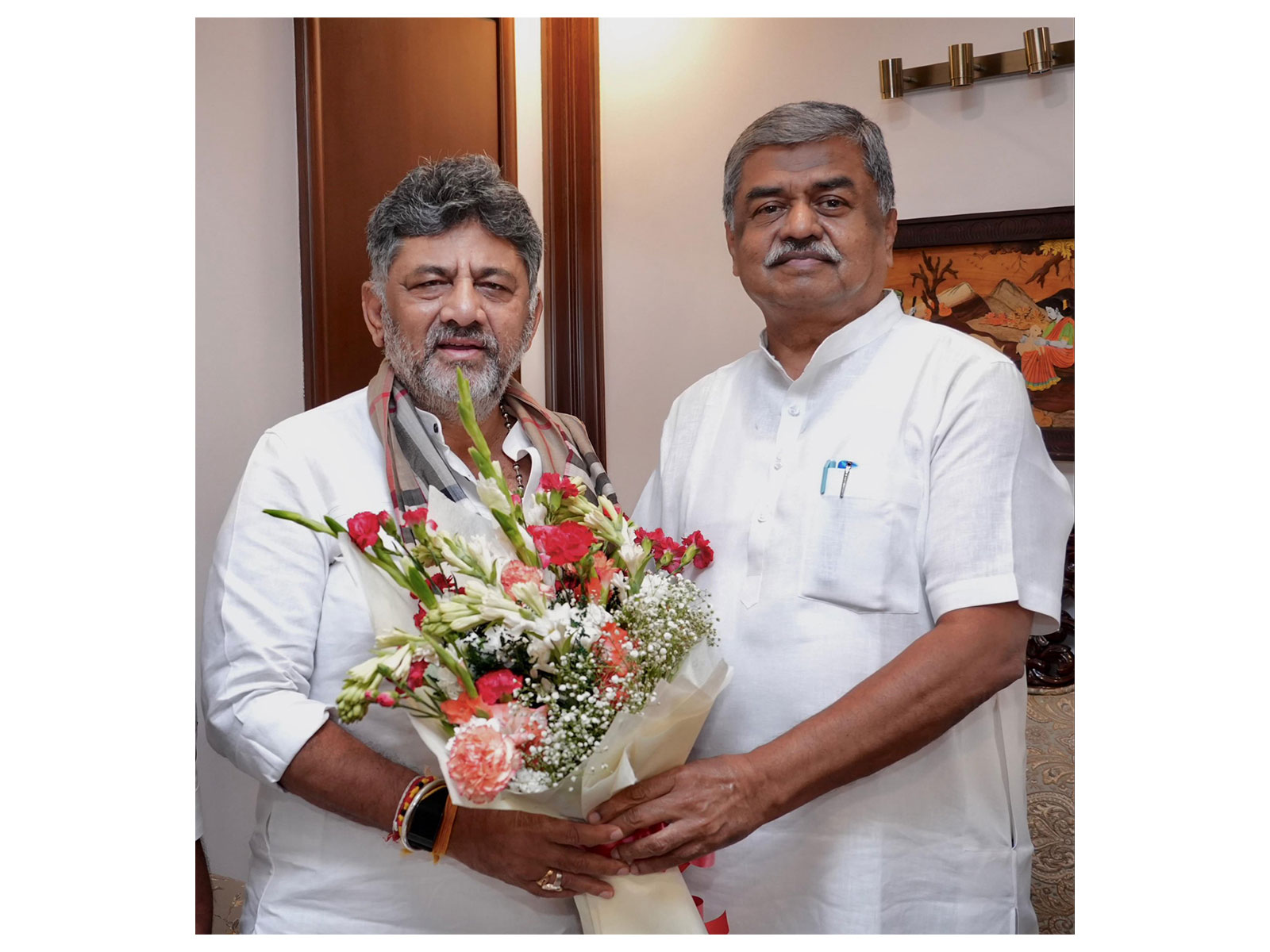 Karnataka CM DK Shivakumar and KPCC chief BK Hariprasad (Photo/@DKShivakumar/X) 
