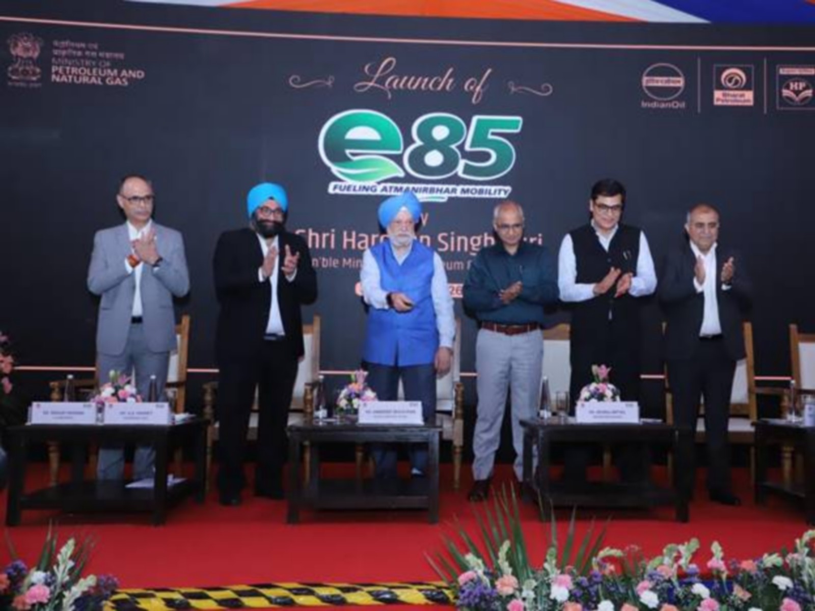 Union Petroleum and Natural Gas Minister Hardeep Singh Puri launched E85 fuel at an Indian Oil Corporation fuel station in New Delhi (Photo/PIB)
