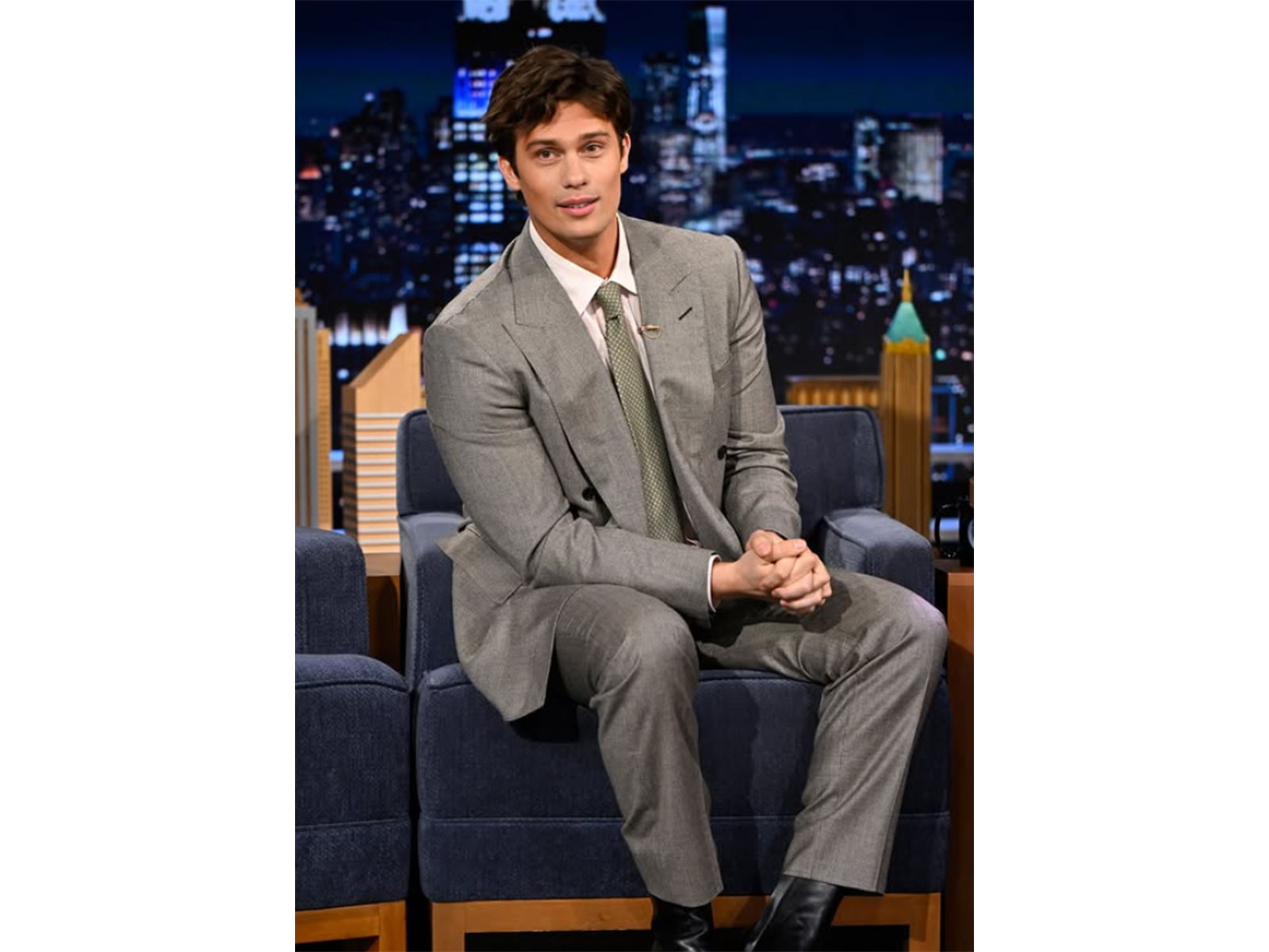 Nicholas Galitzine (Photo/Instagram/@mastersmovie)