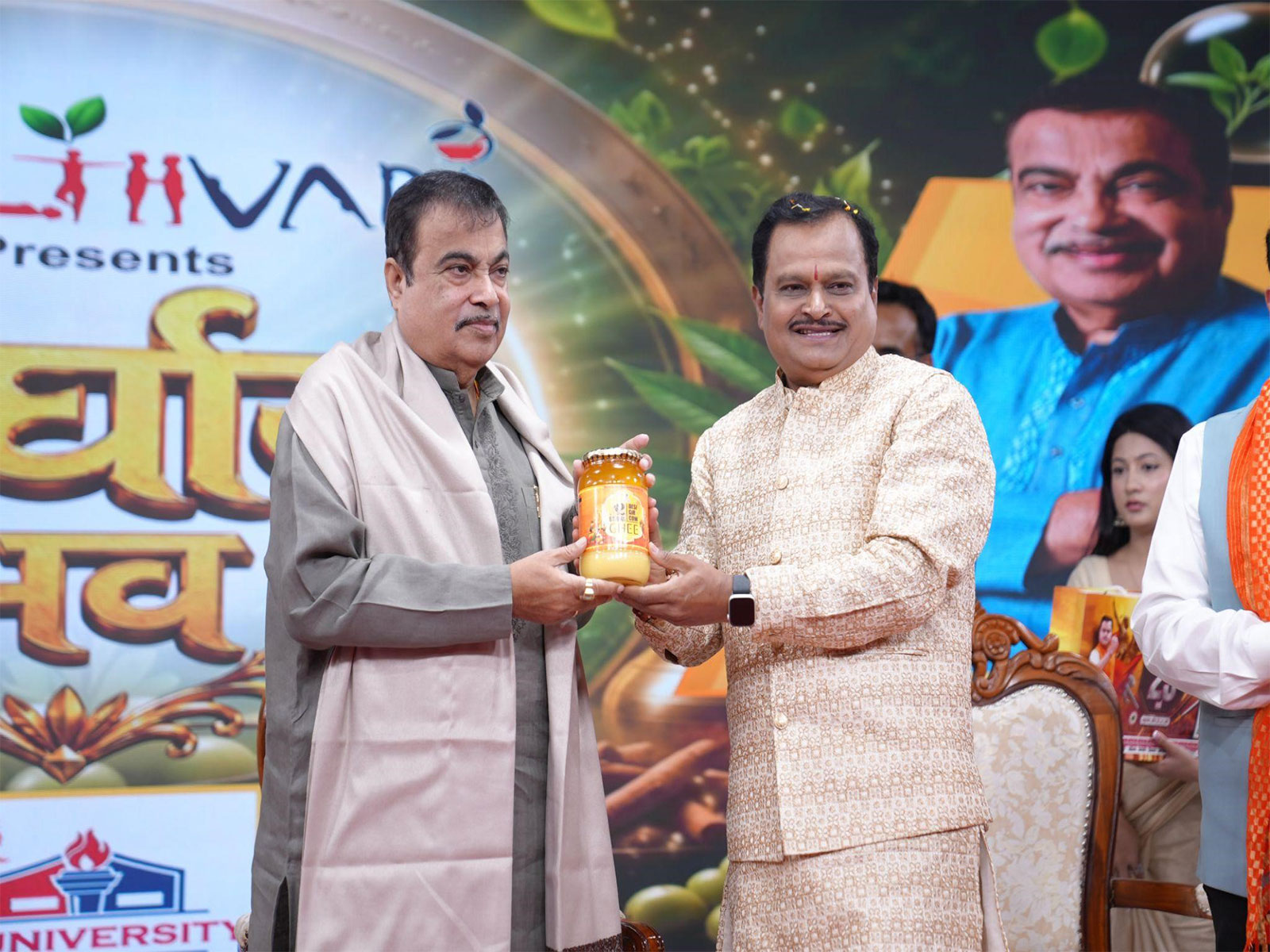 Union Minister Nitin Gadkari Inaugurates Healthvadi in Noida, Advocates Preventive Healthcare and Wellness Awareness