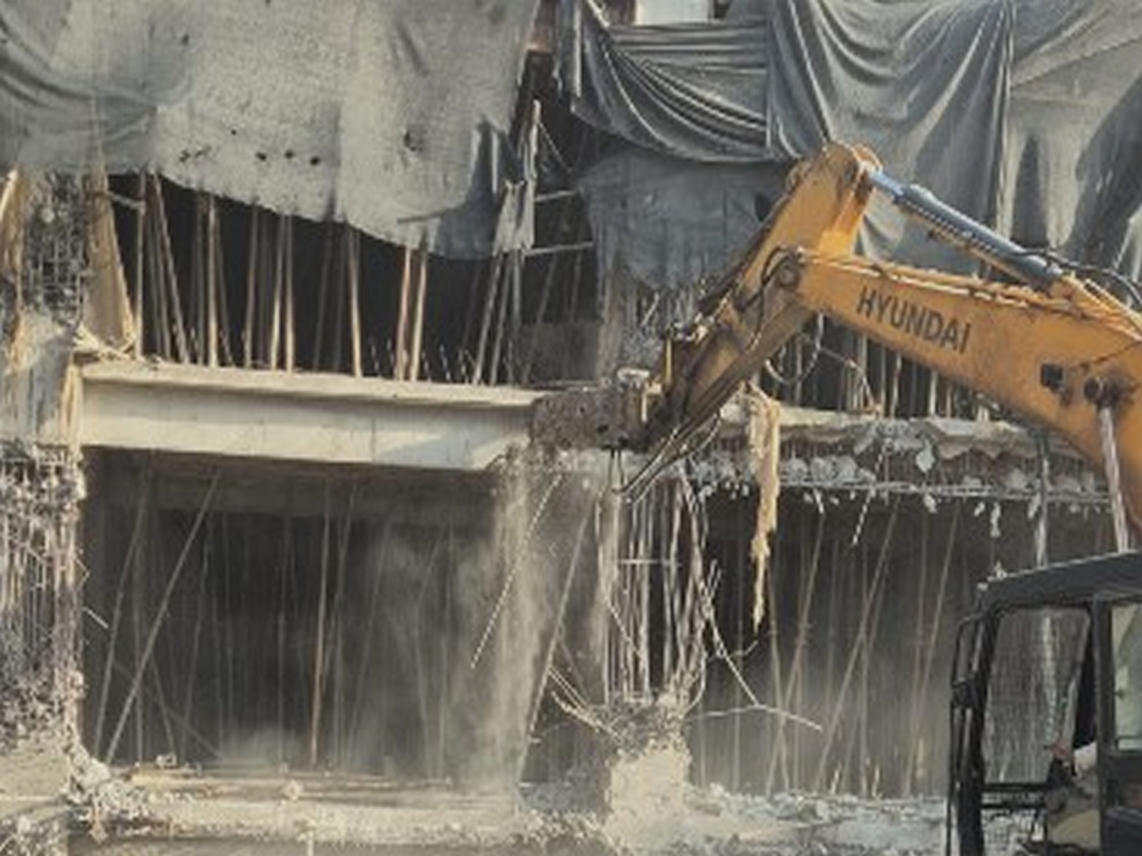 Demolition drive by MCD Delhi (Photo/Municipal Corporation of Delhi)