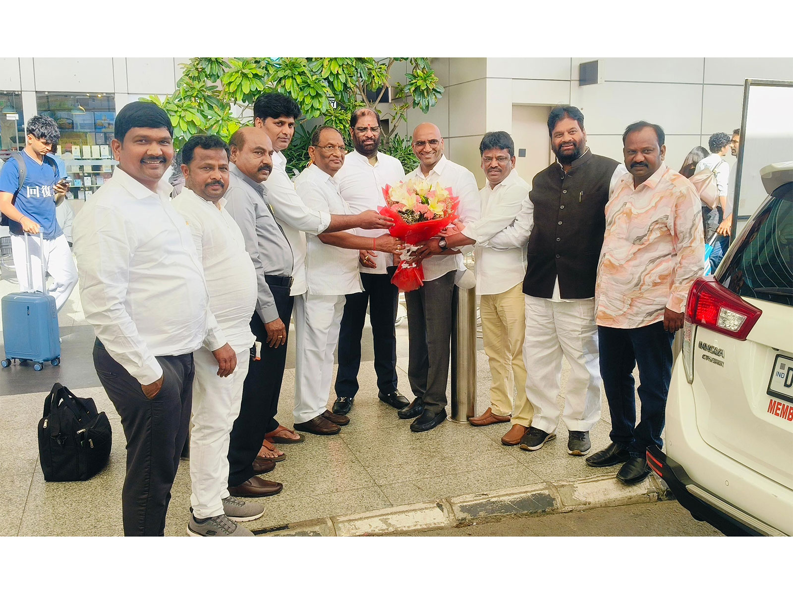 BRS delegation at Delhi airport ahead of meeting with Justice K Balakrishnan Commission (Photo/ANI)