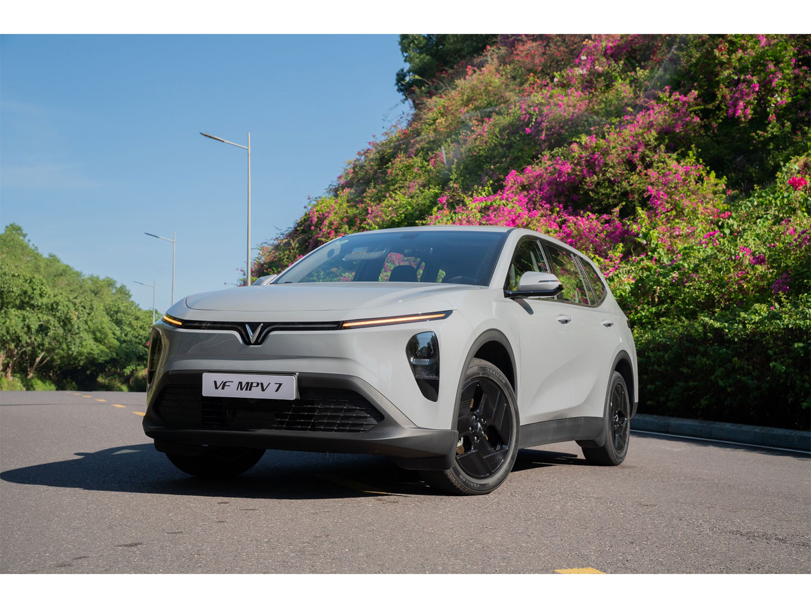 Electric vehicles like VinFast's are designed to handle rain, flooding risks, and wet-weather charging more confidently than many drivers expect