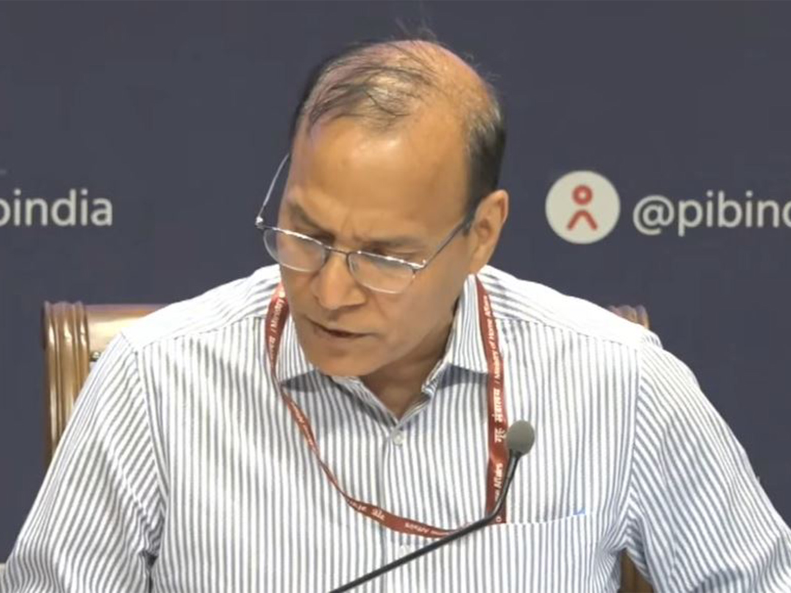 Additional Secretary of the Ministry of Ports, Shipping & Waterways Mukesh Mangal (Photo/Youtube@PIB)