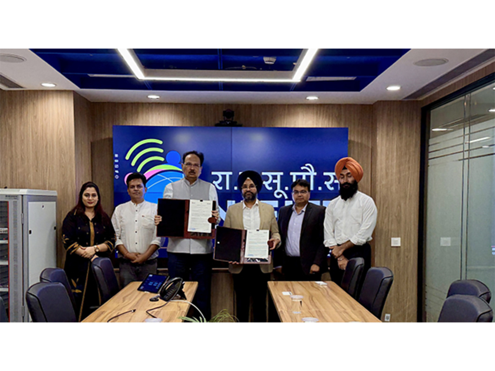 MoU signing ceremony at NIELIT Corporate Office, New Delhi. L to R: Representatives of Antier Solutions and NIELIT, including Dr. Alok Tripathi (NIELIT) and Vikram R. Singh (Antier Solutions)