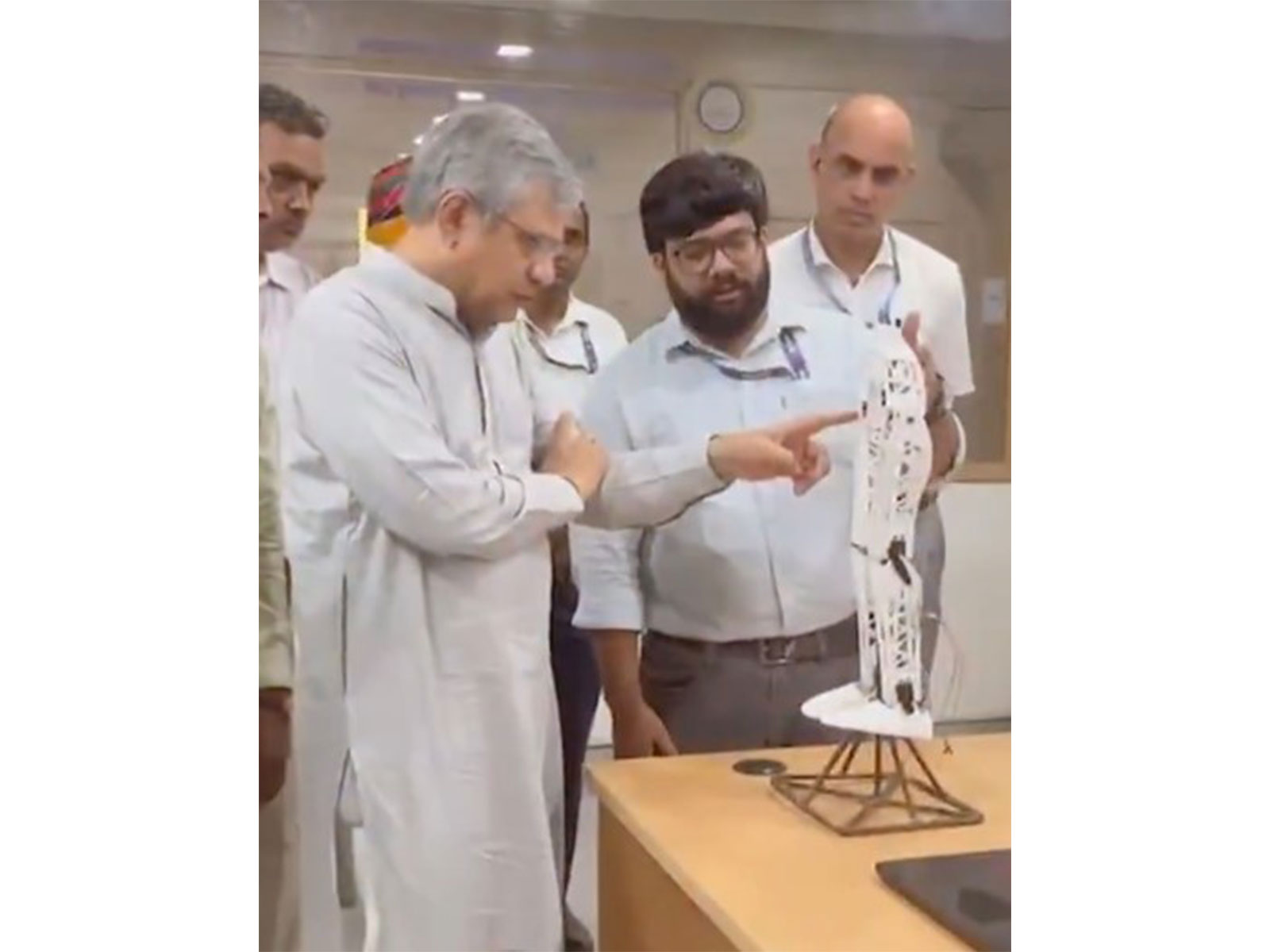 Union Minister for Electronics & Information Technology Ashwini Vaishnaw (Photo/X@AshwiniVaishnaw)