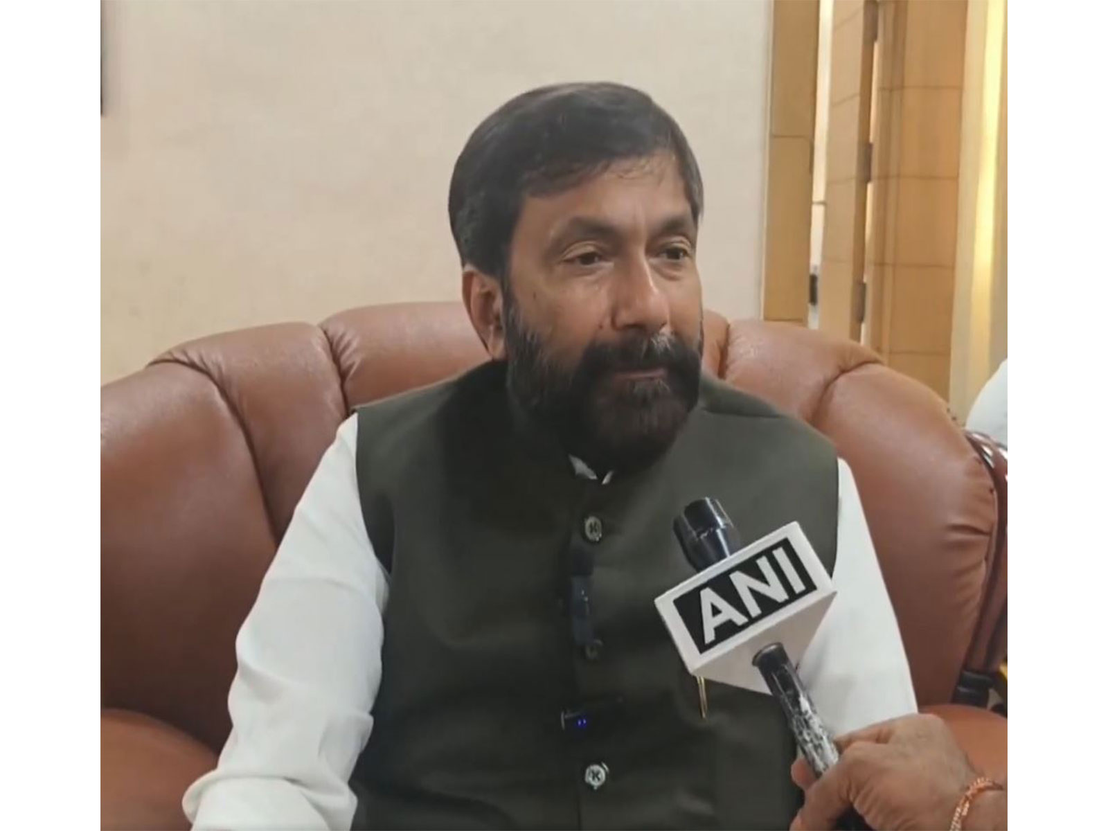 Karnataka Congress Chief Whip Saleem Ahmed (Photo/ANI)