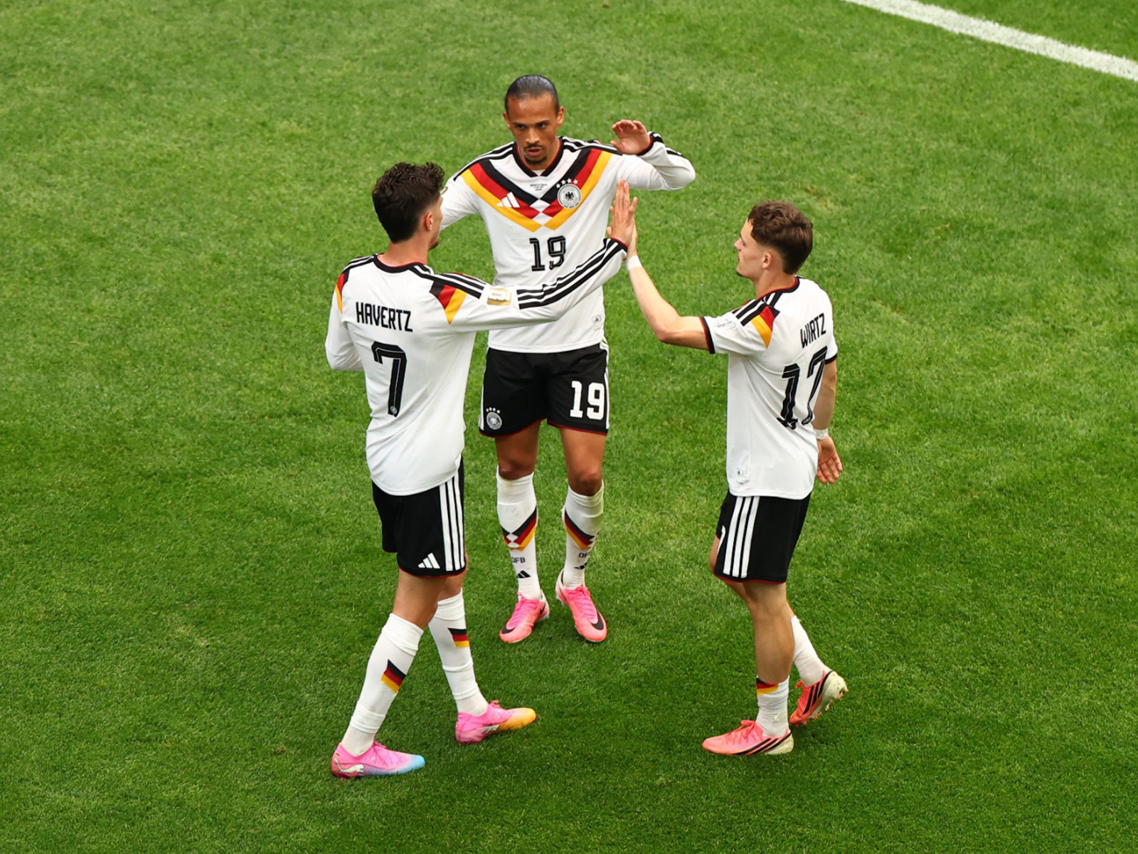 Soccer Football - FIFA World Cup 2026 - Group E - Germany v Curacao - Houston Stadium, Houston, Texas, U.S. - June 14, 2026 Germany's Kai Havertz celebrates scoring their seventh goal with Leroy Sane and Florian Wirtz. (Photo/Reuters)
