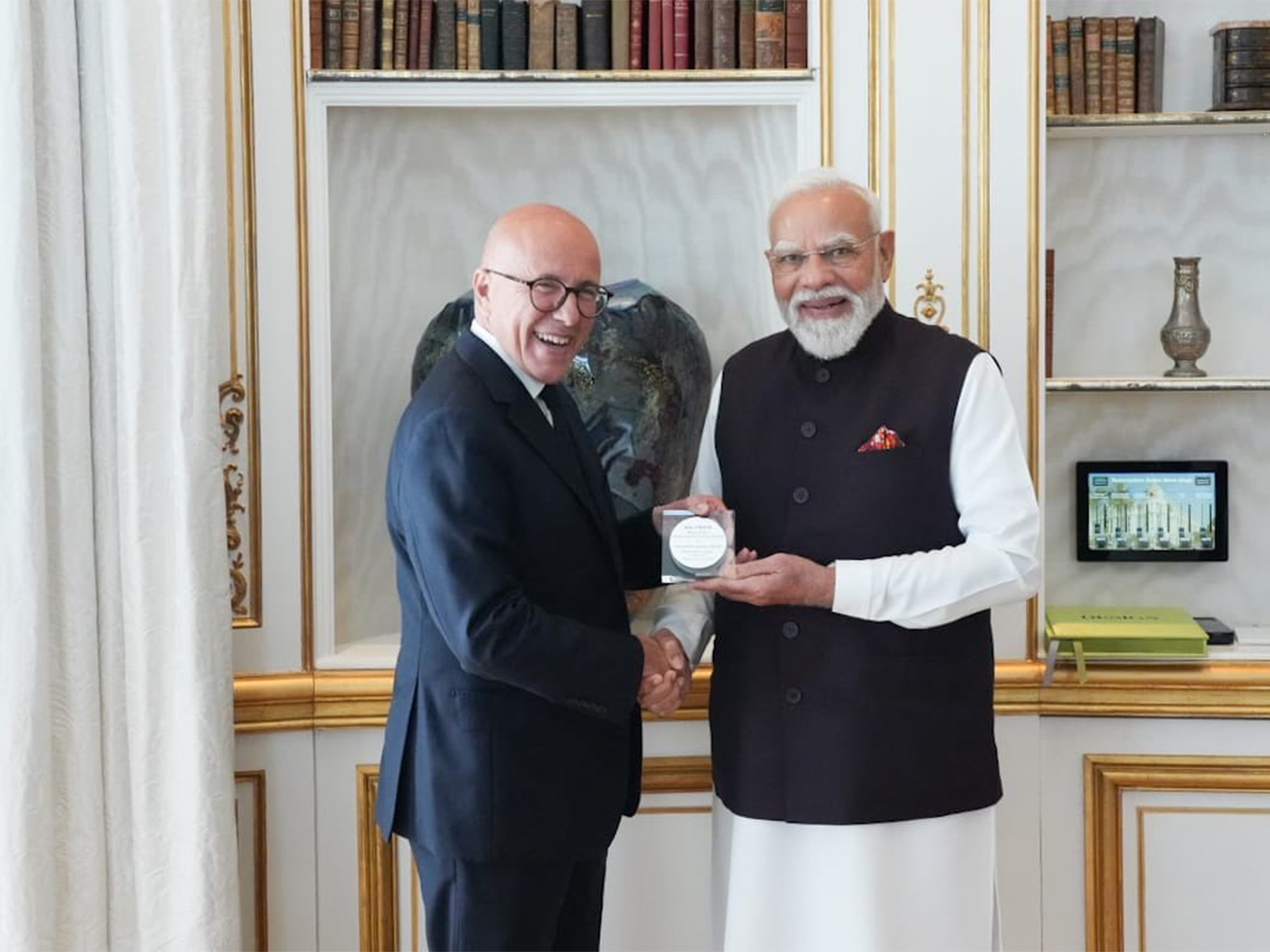 Nice Mayor Eric Ciotti with PM Modi (Photo/@eciotti)