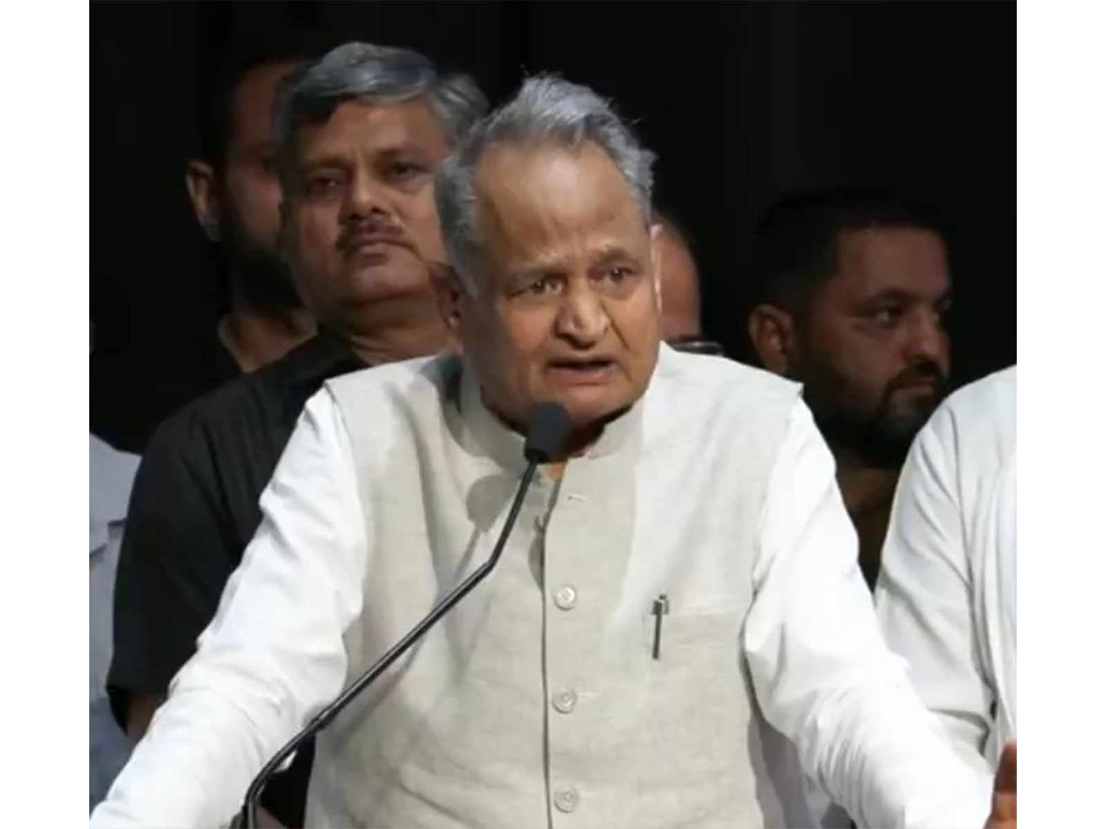 Congress leader Ashok Gehlot (Photo/ANI)