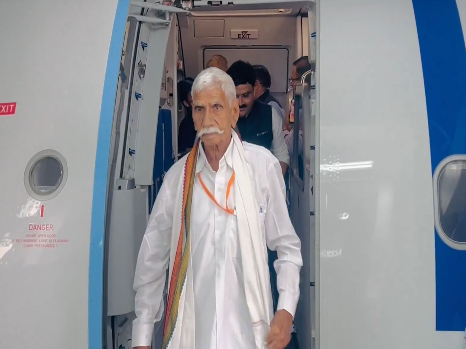 Farmers from Jewar arrived in Lucknow, (Photo/X/@DhirendraGBN))