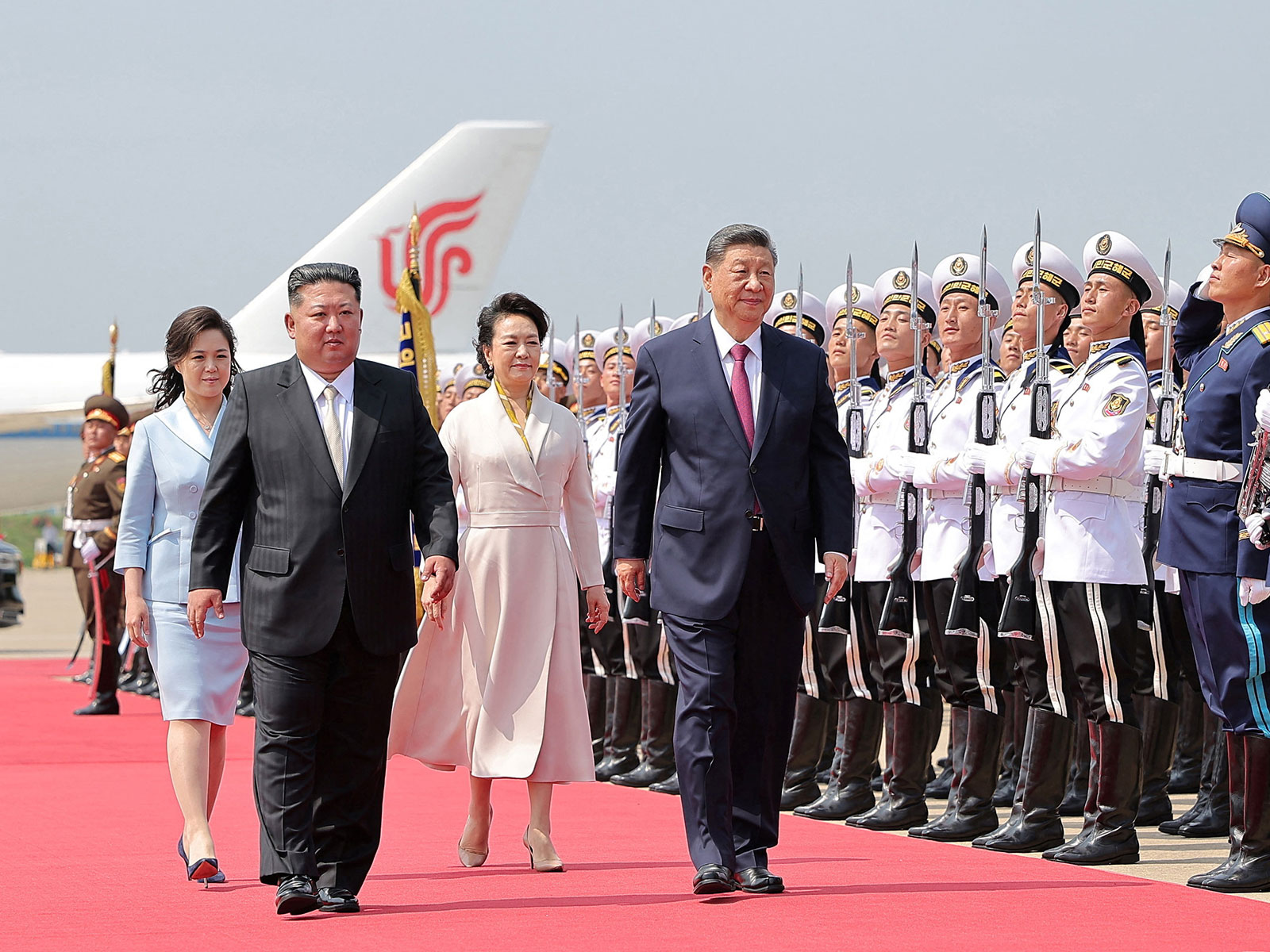 Chinese President Xi Jinping and North Korean Leader Kim Jon Un (File Photo/Reuters)