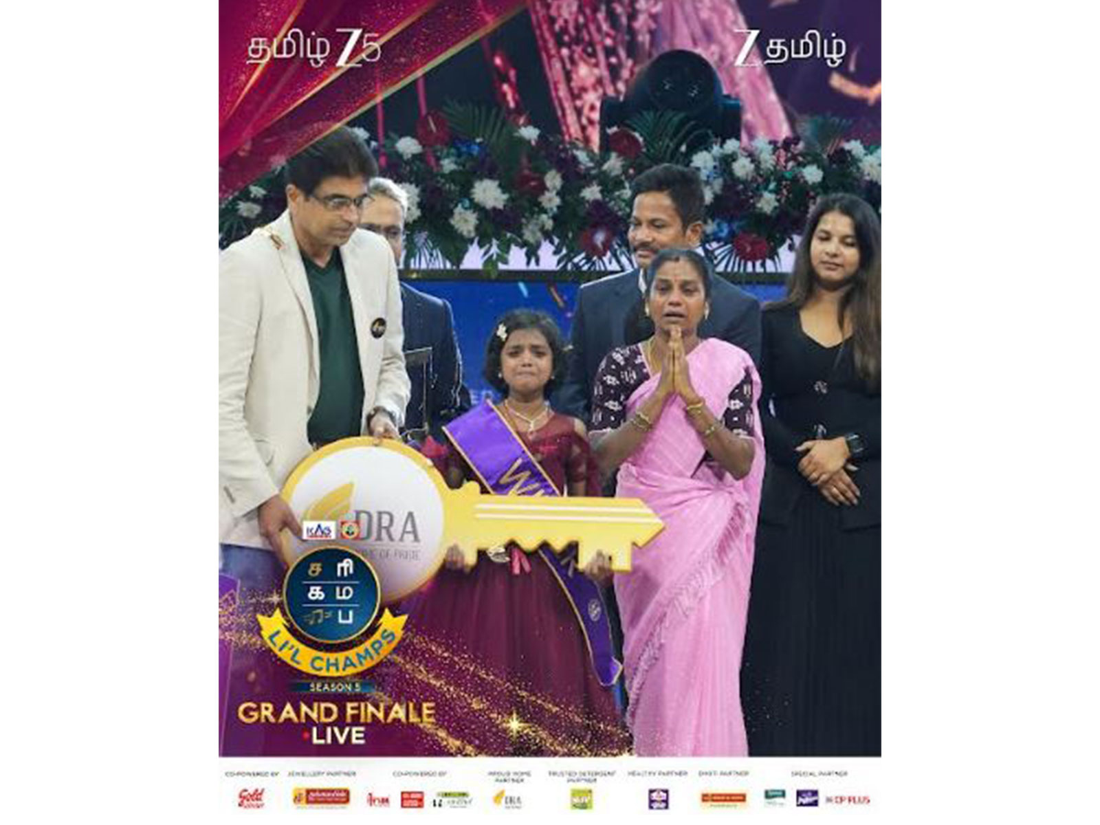 DRA honours the winner of Sa Re Ga Ma Pa Lil Champs Abhisheka  with Rs. 1 Crore worth Dream Home
