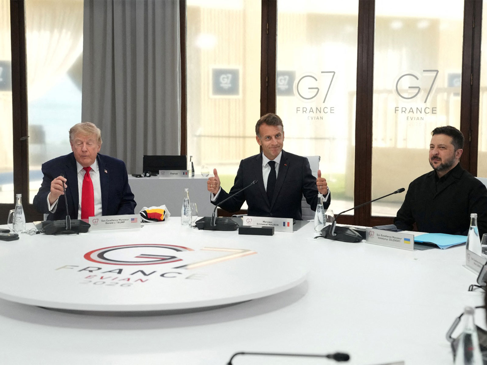 US President Donald Trump, French President Emmanuel Macron and Ukrainian President Volodymyr Zelenskyy at the G7 meeting in Evian, France (Photo/Reuters)