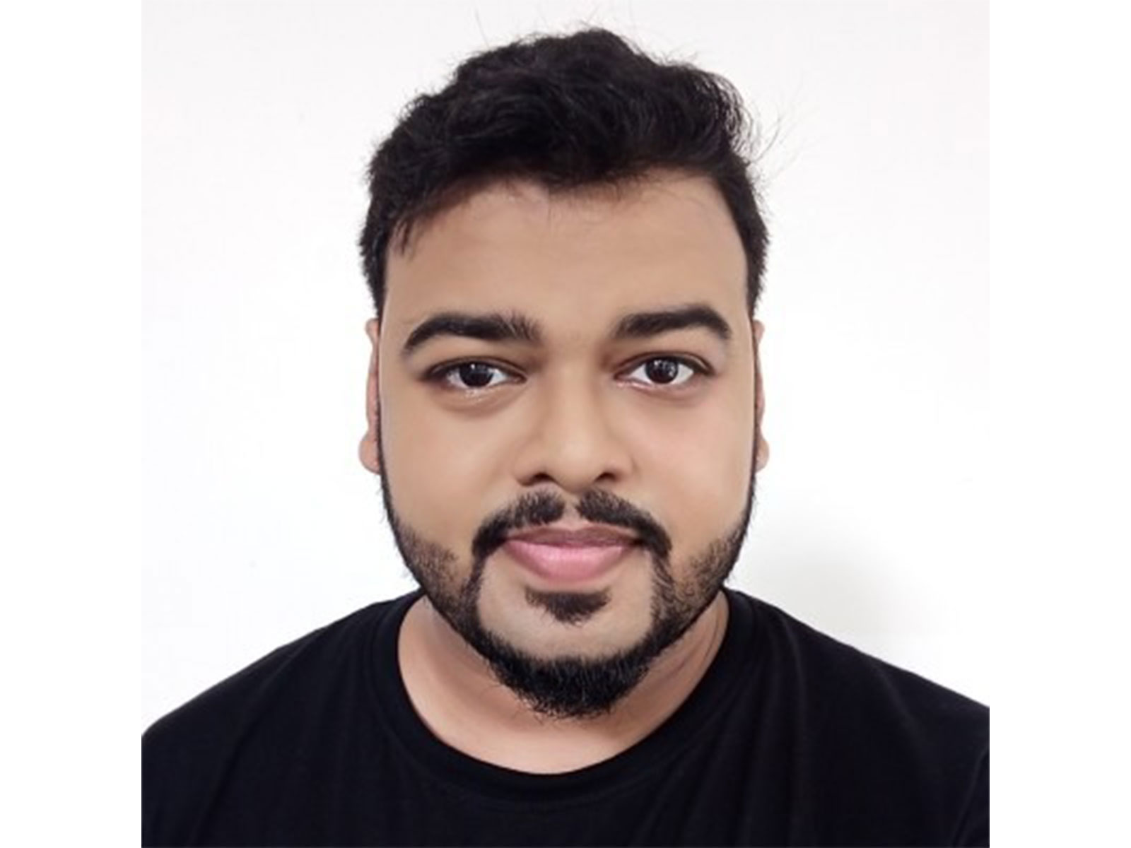 Nikhil is founder and CEO Of  Edument Consultancy Pvt Ltd (Trade Name - ForeignAdmits, VisaMonk)