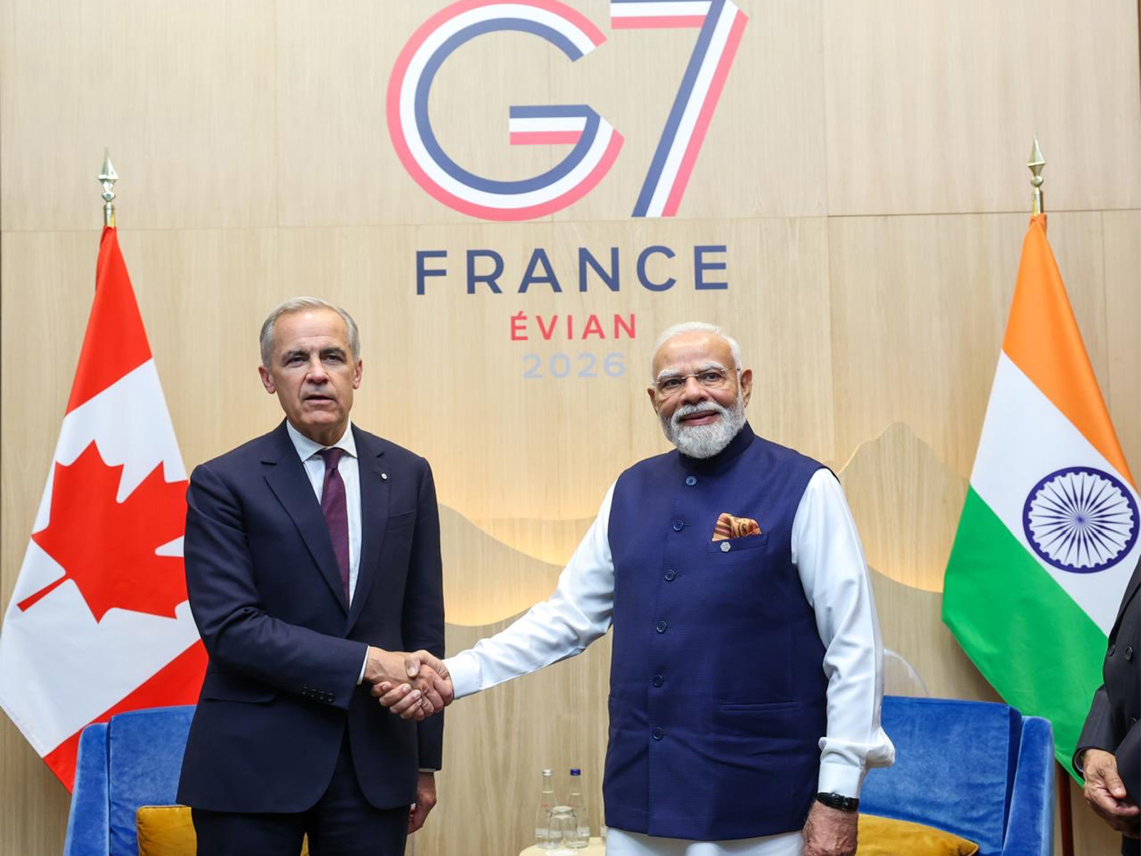 Prime Minister Narendra Modi with Canadian PM Mark Carney in Evian, France (Photo/@MEAIndia)