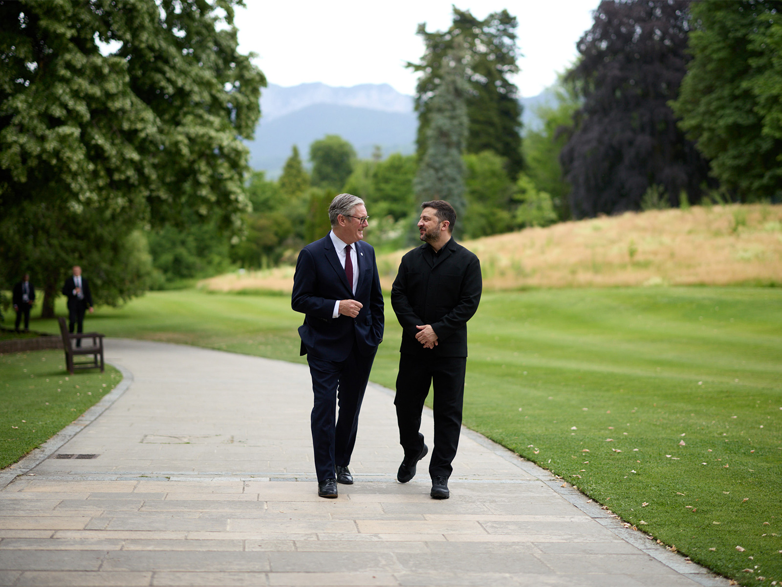 Ukrainian President Volodymyr Zelenskyy with British Prime Minister Keir Starmer (Photo/@ZelenskyyUa)