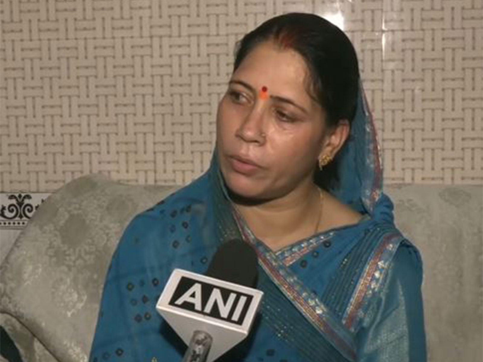 Poonam Yadav (wife of Ramshankar Yadav, alias Tinnu Yadav, associate of Champat Rai, Shri Ram Janmabhoomi Teerth Kshetra Trust)  (Photo/ANI)
