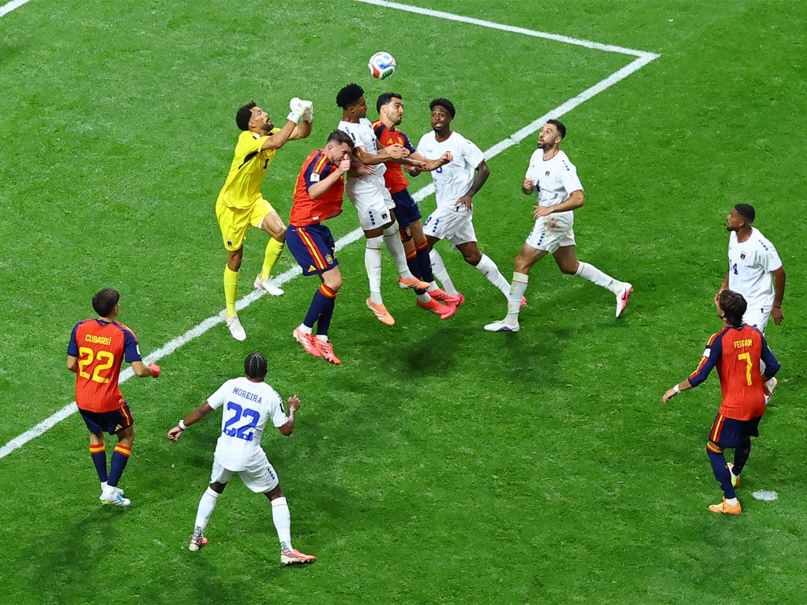 Cape Verde and Spain players in action during their FIFA WC match. (Photo: Reuters)