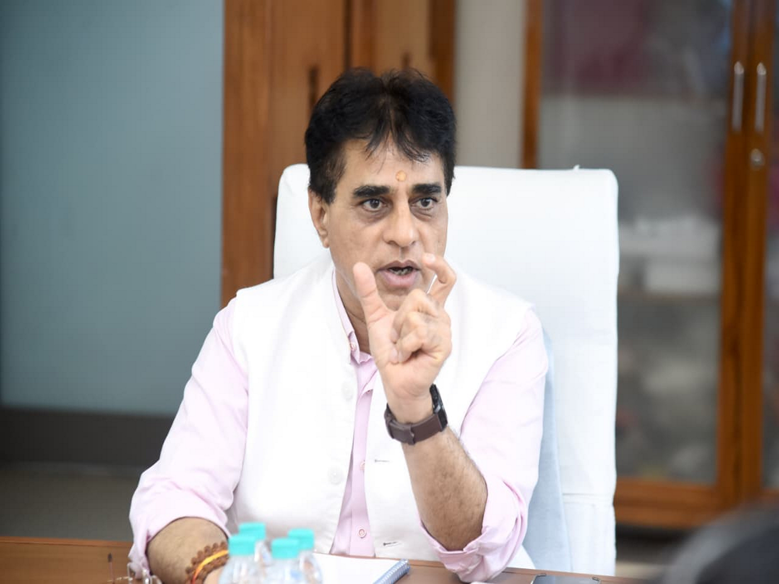 Gujarat Health Minister Praful Pansheriya (Photo: GujaratCMO)